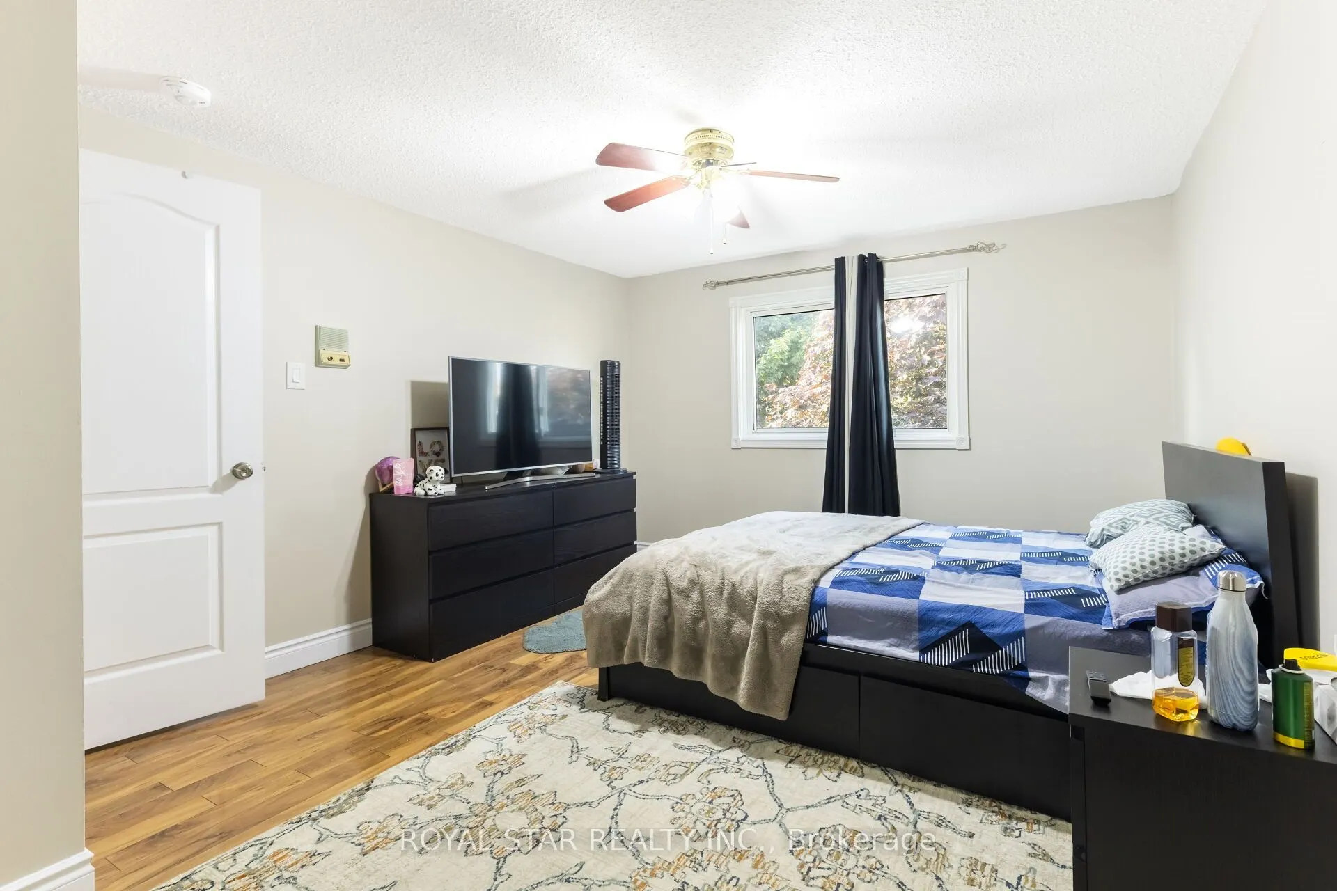 97 Banting Crescent