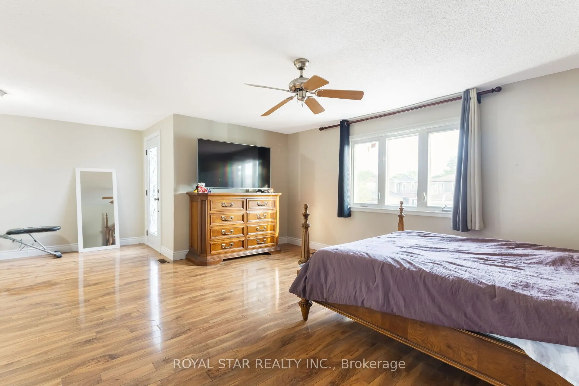 97 Banting Crescent