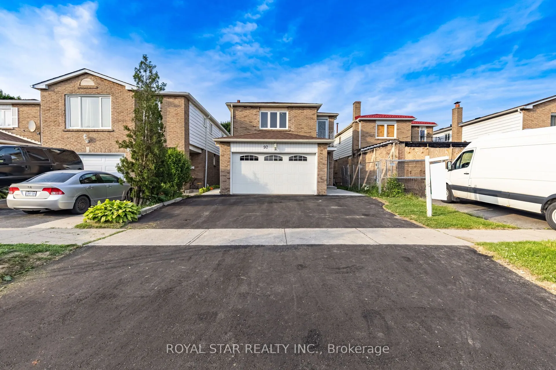97 Banting Crescent
