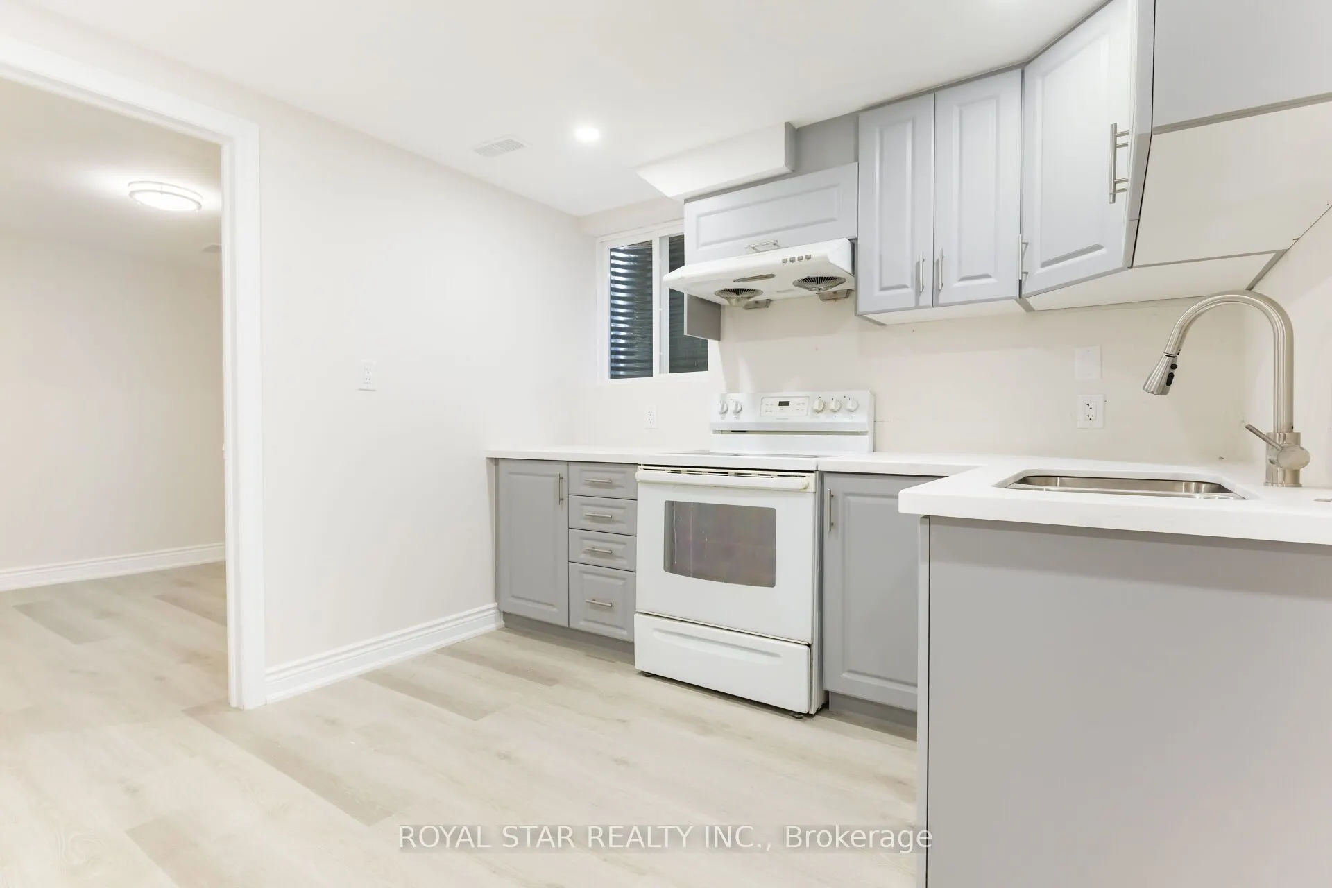 97 Banting Crescent