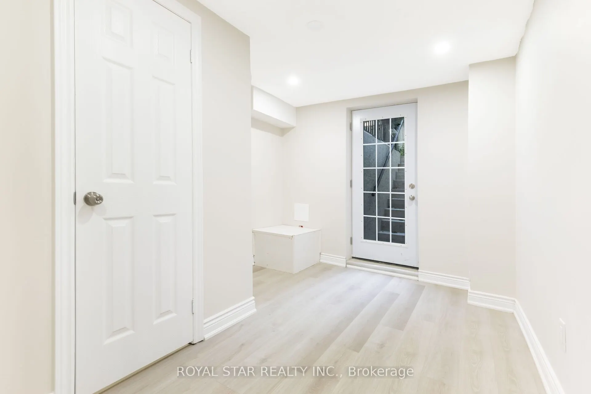 97 Banting Crescent