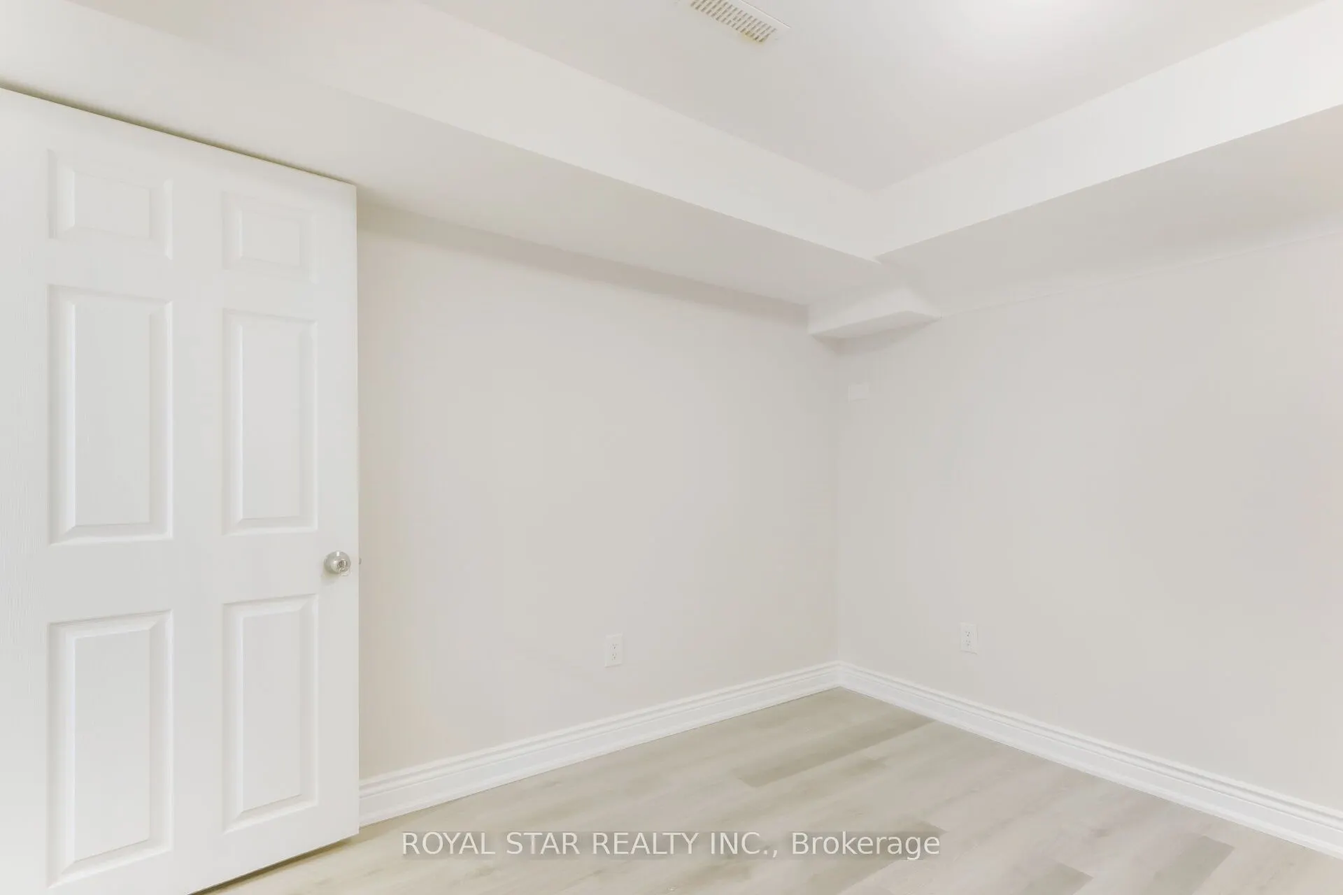 97 Banting Crescent