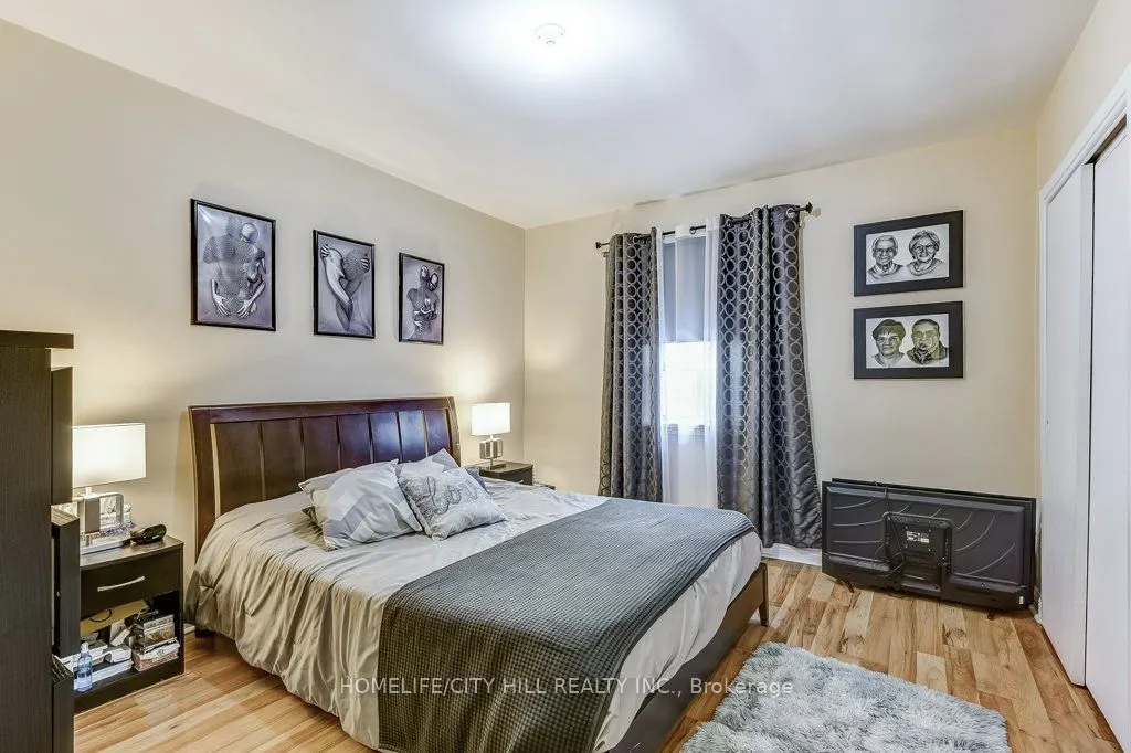 46 Kenora Crescent
