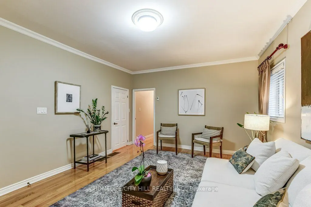 46 Kenora Crescent
