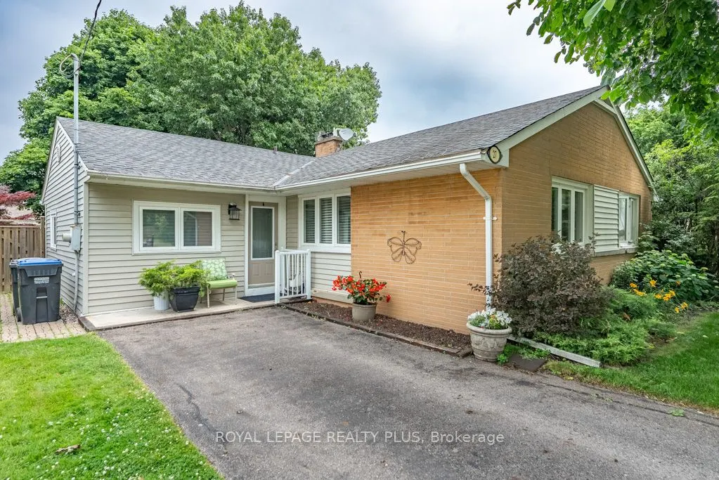 27 Sora Drive