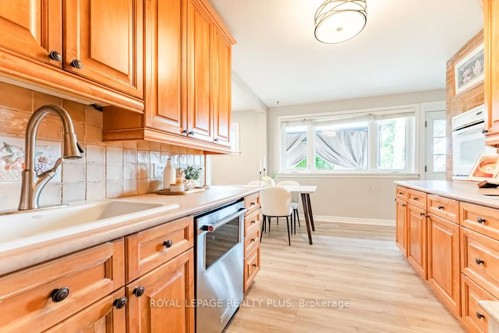 27 Sora Drive