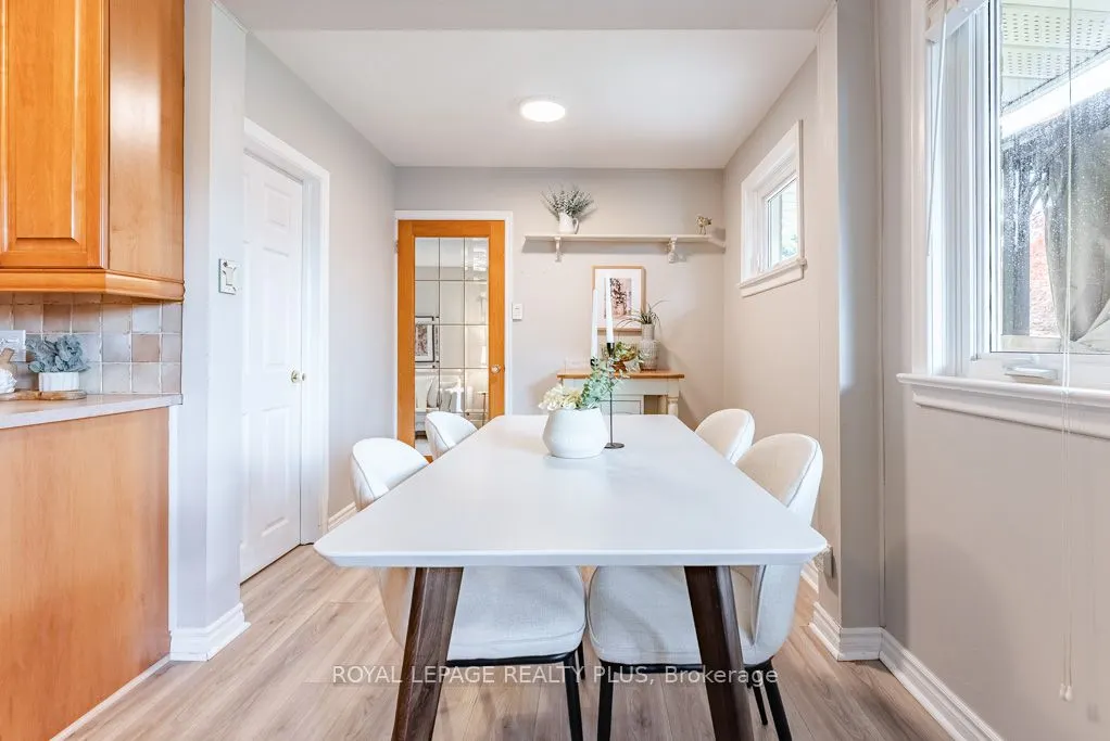 27 Sora Drive