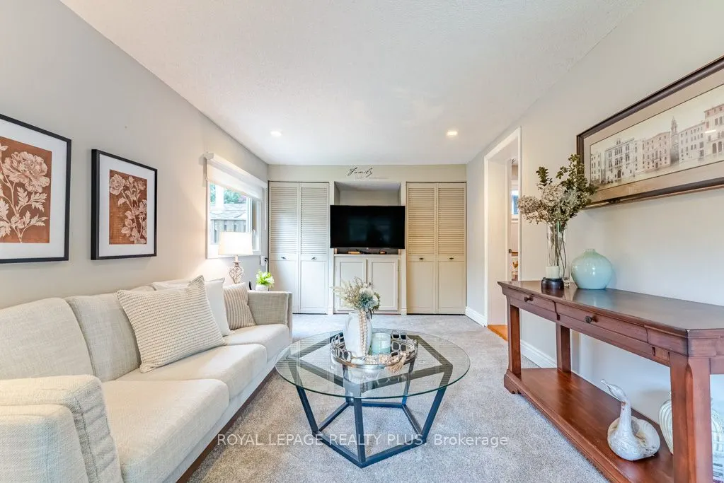 27 Sora Drive