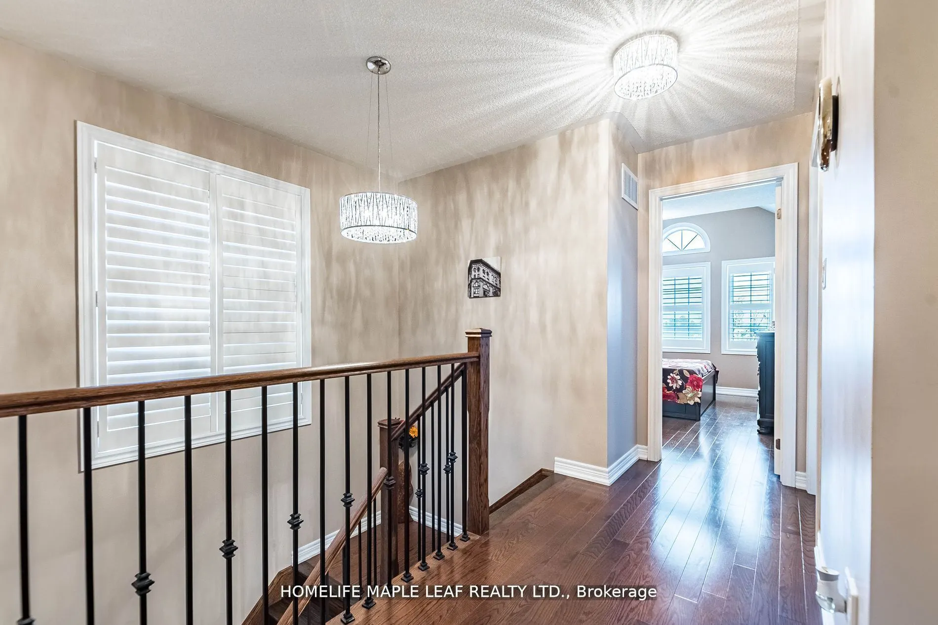 34 JOLANA Crescent