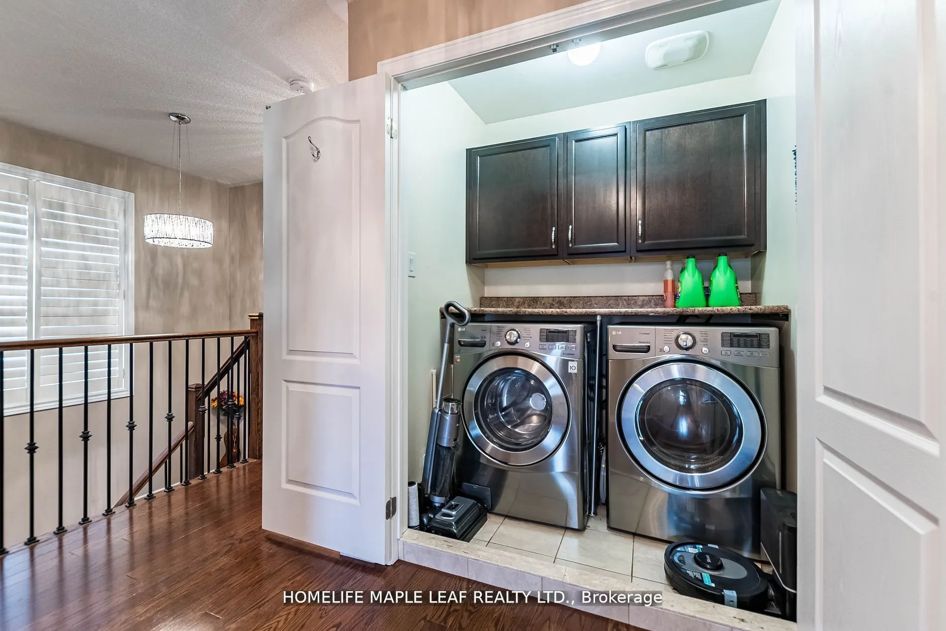 34 JOLANA Crescent
