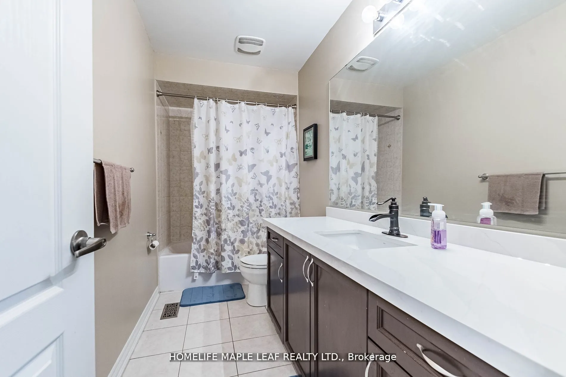 34 JOLANA Crescent