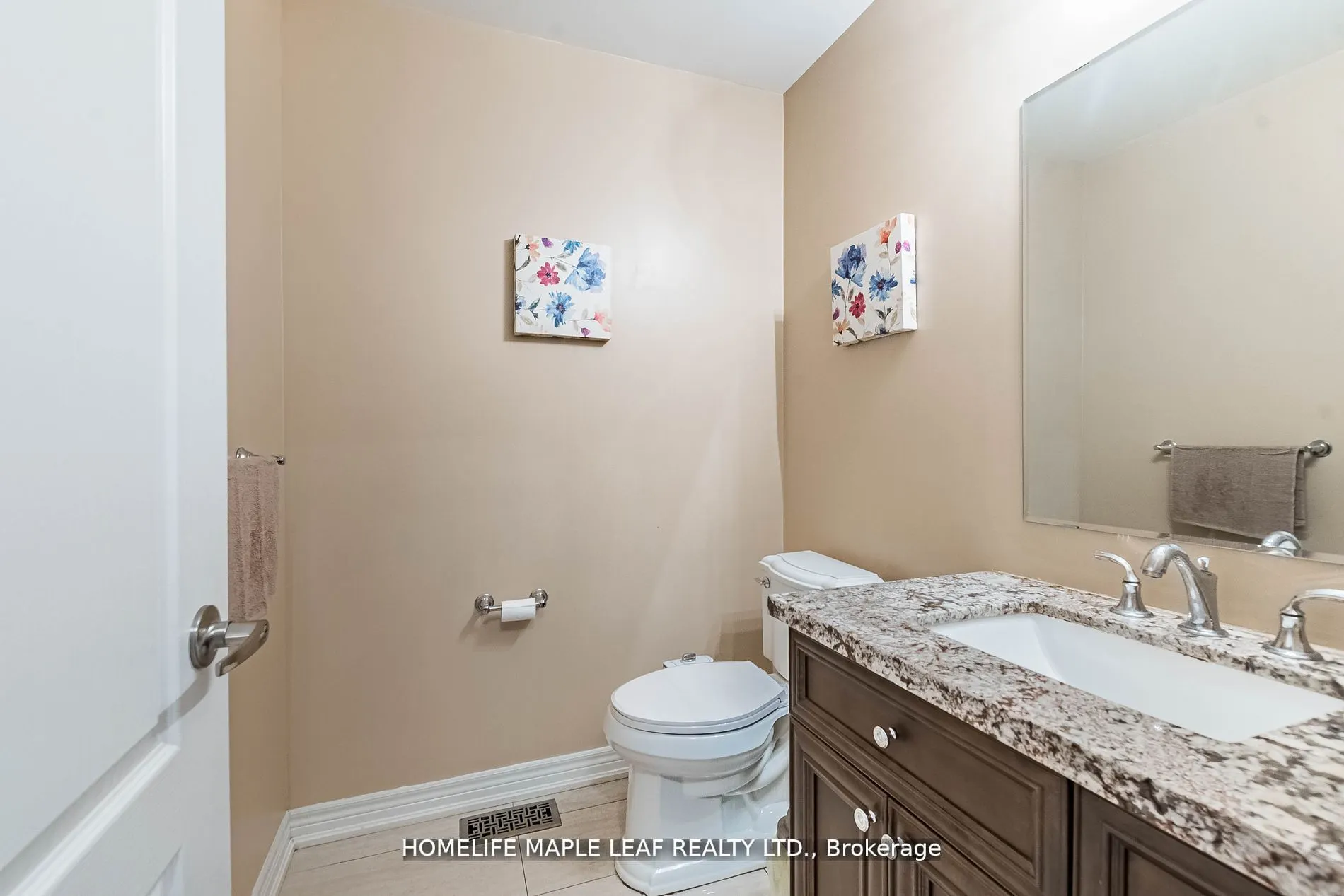 34 JOLANA Crescent