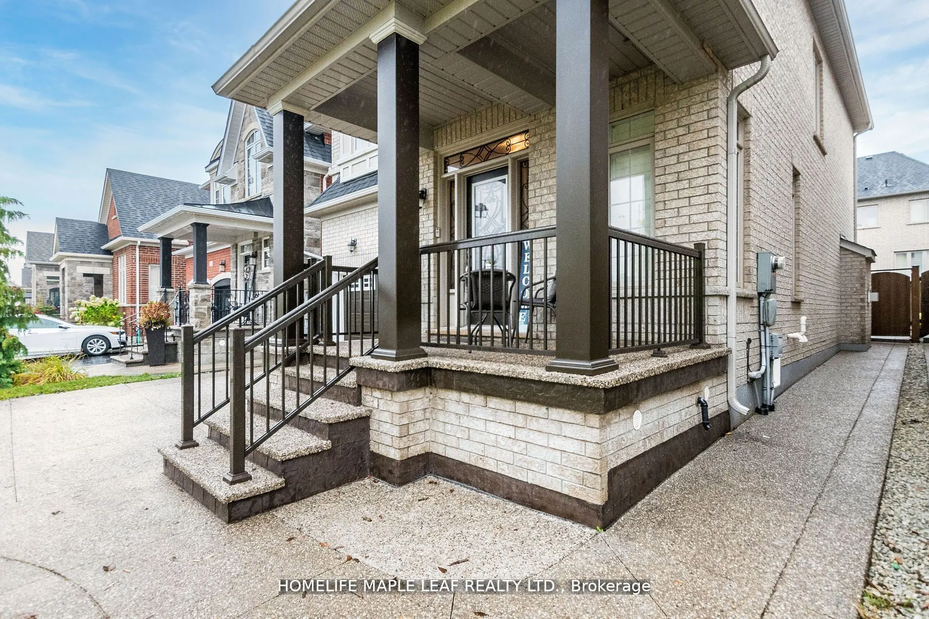 34 JOLANA Crescent