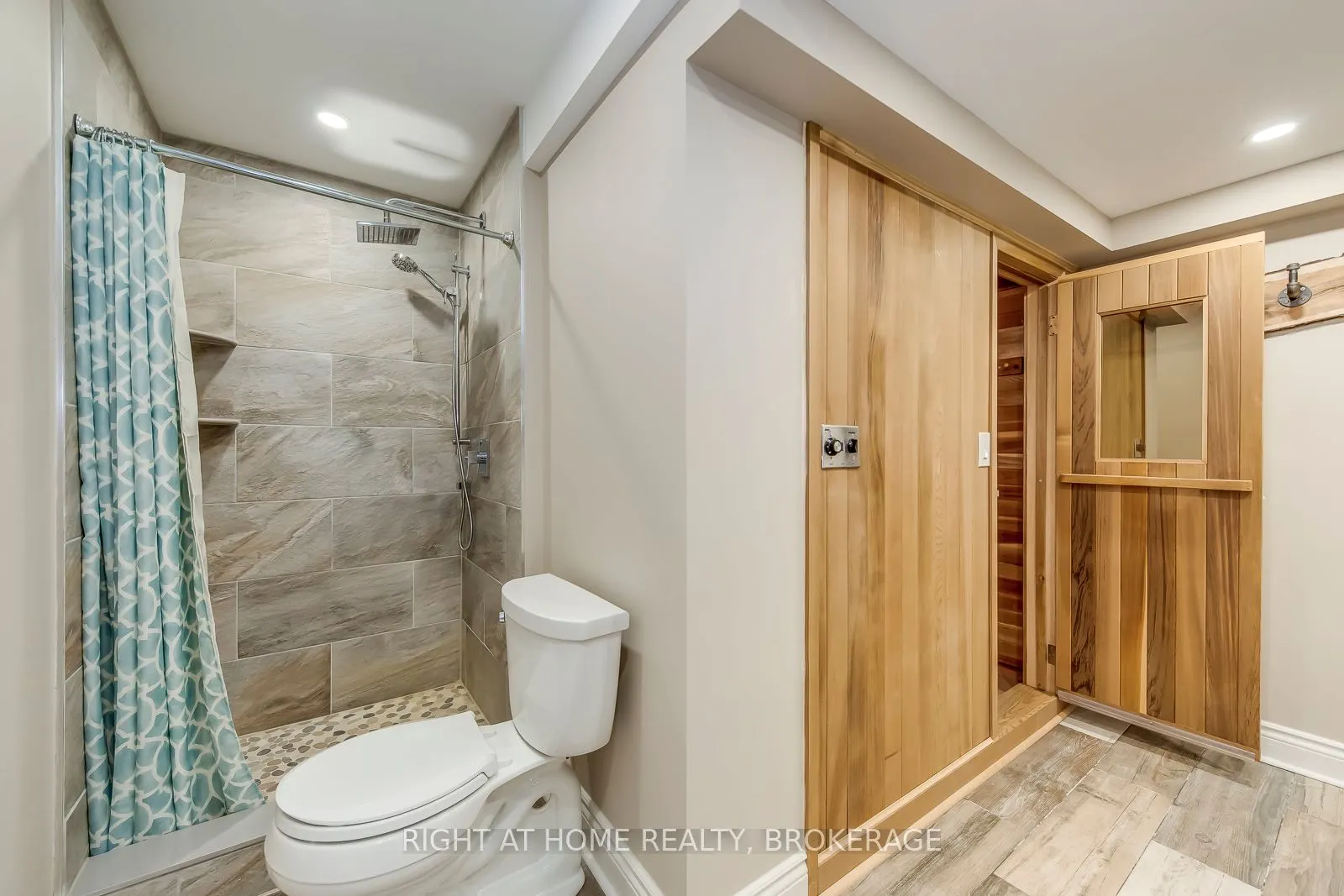 1311 Playter Place