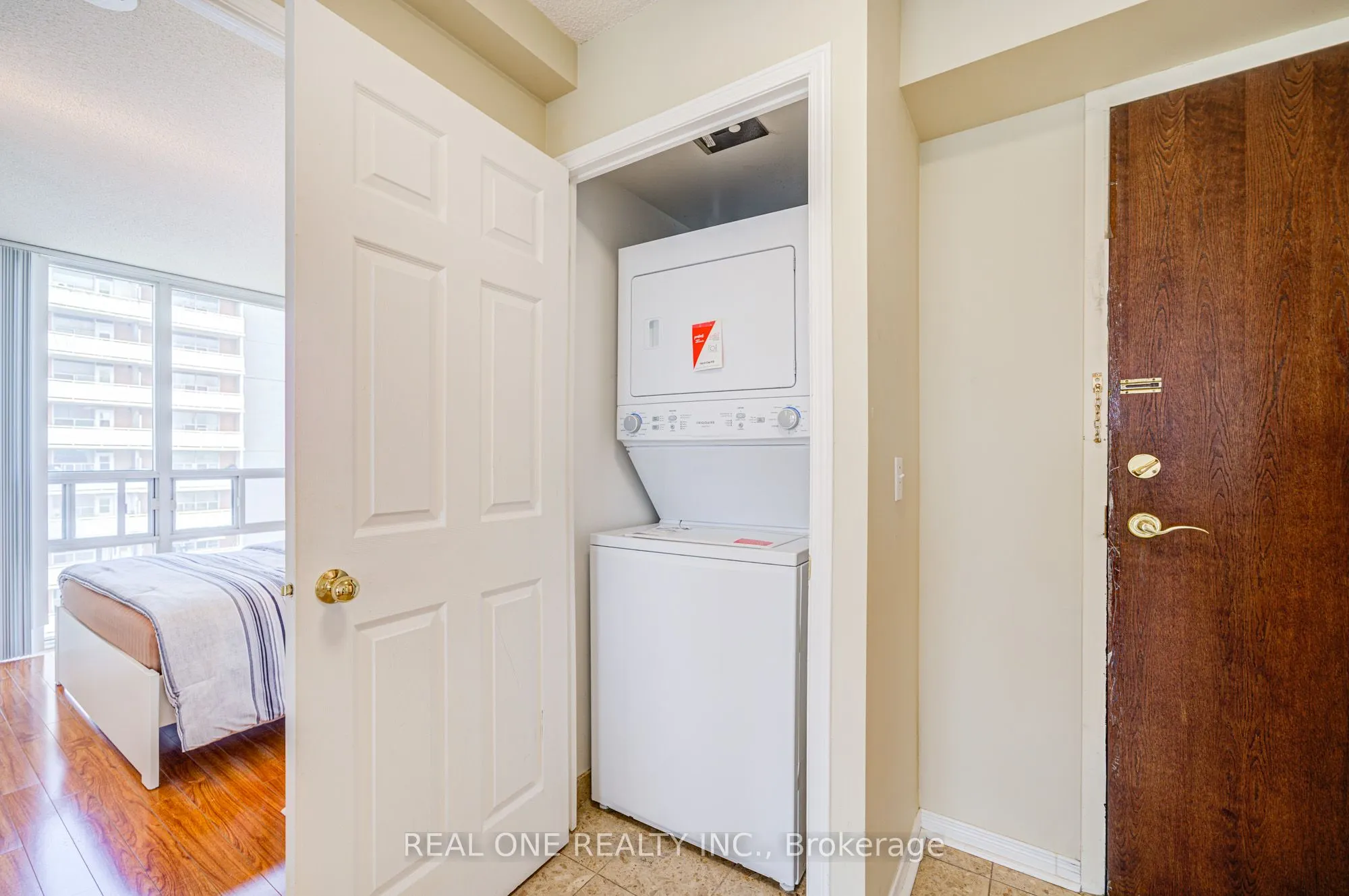 15 Michael Power Place, #1507