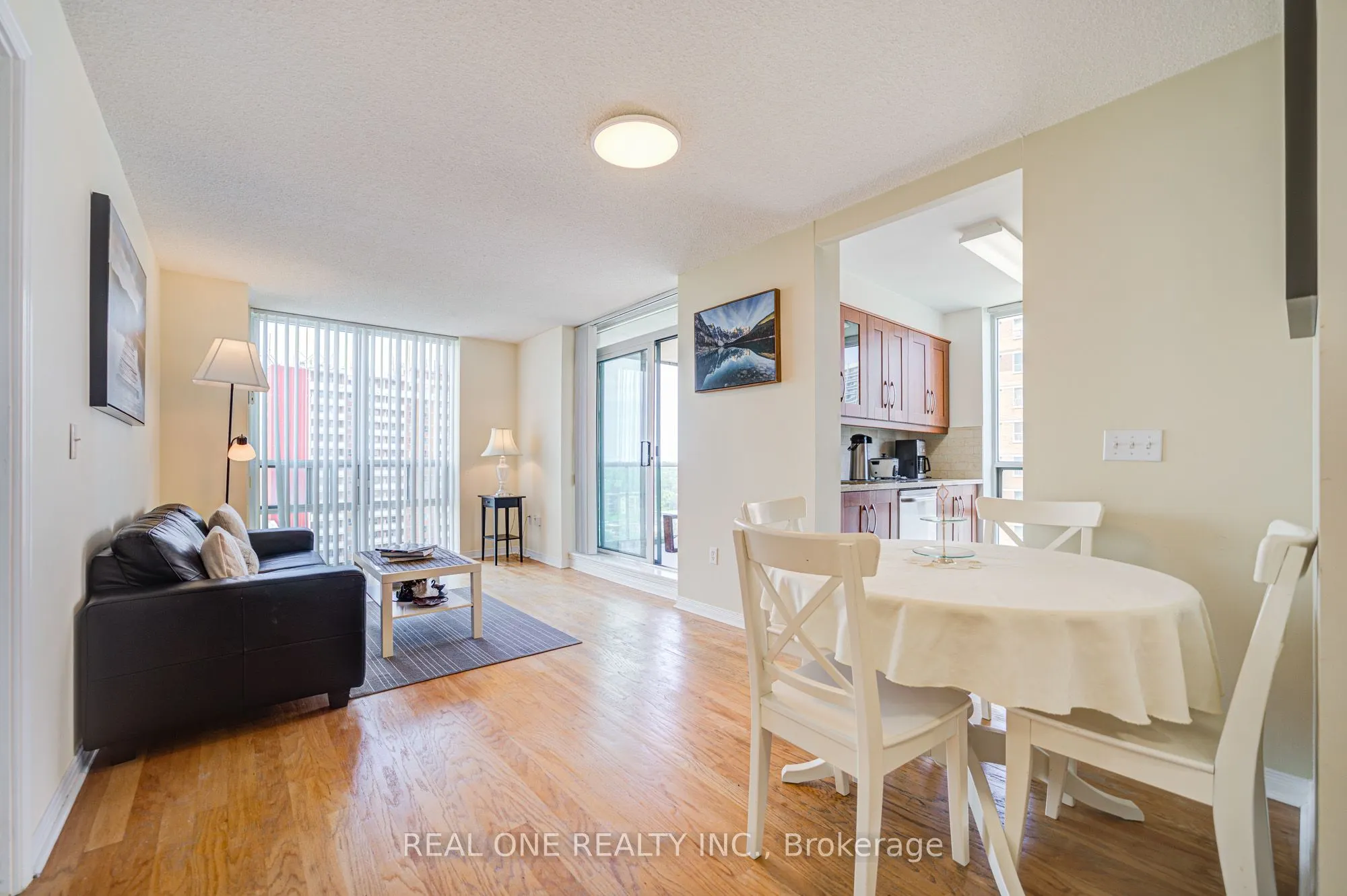 15 Michael Power Place, #1507