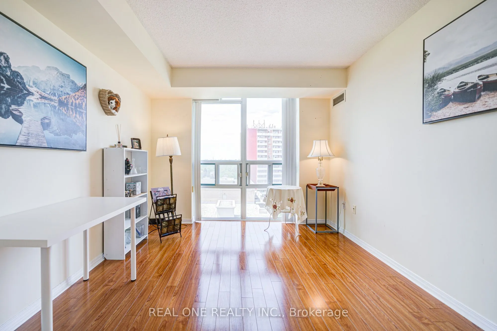 15 Michael Power Place, #1507