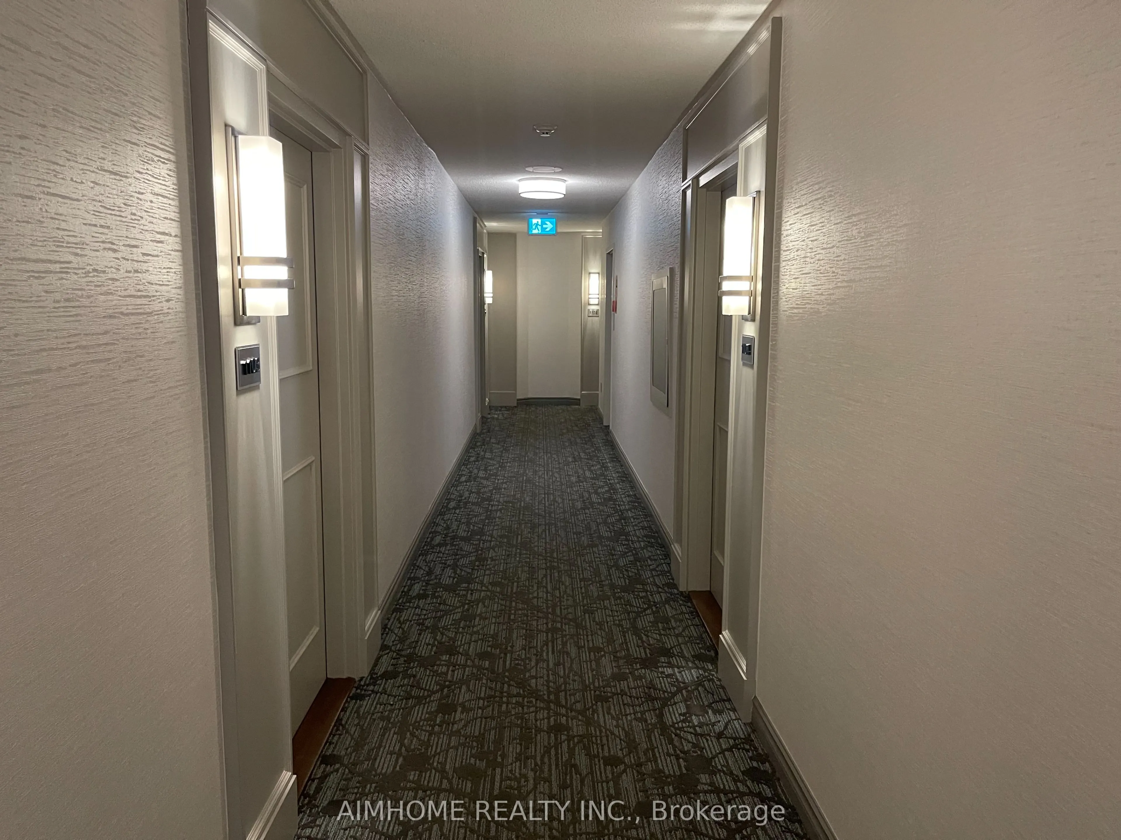 75 King Street E, #1104
