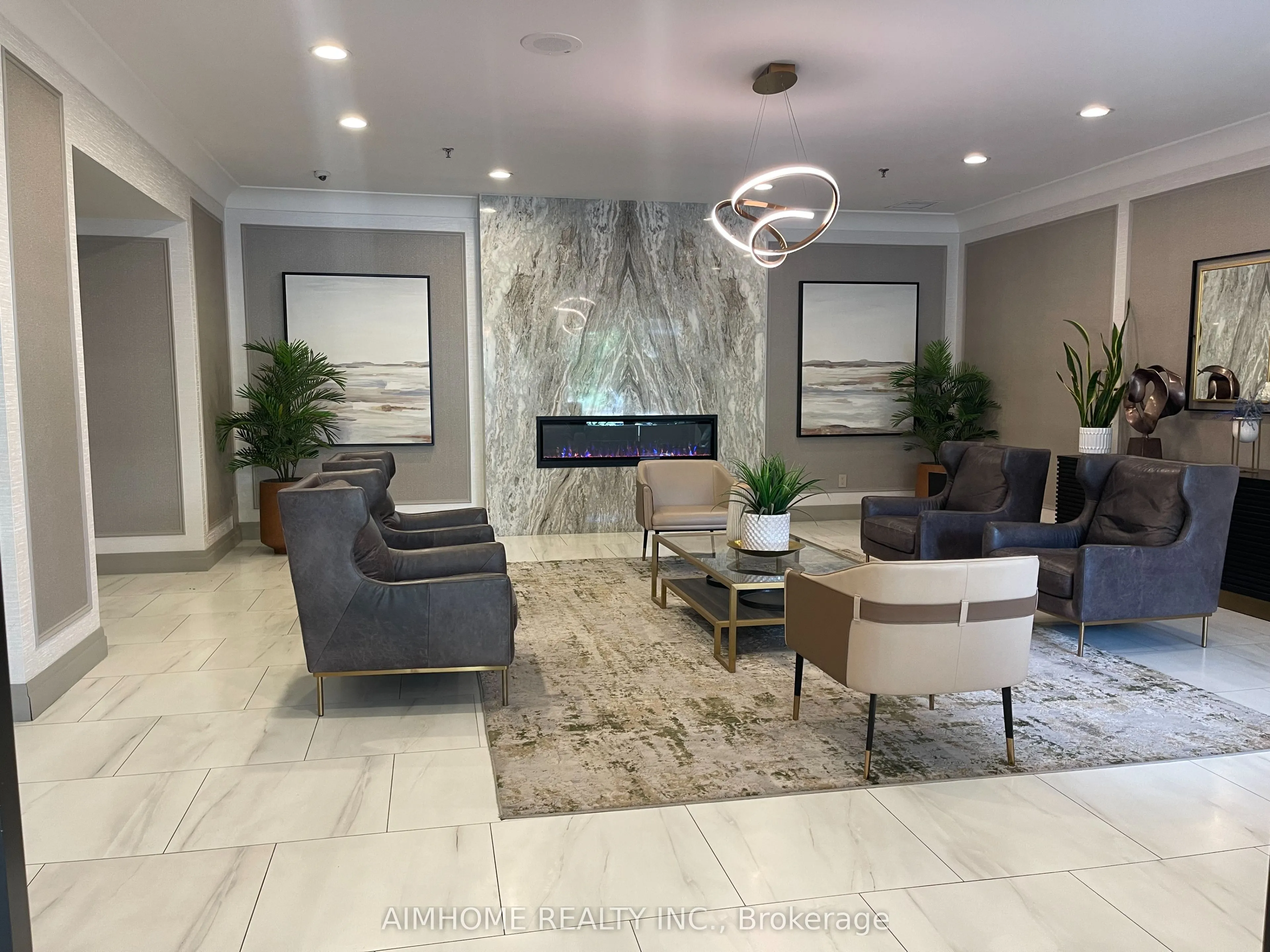 75 King Street E, #1104