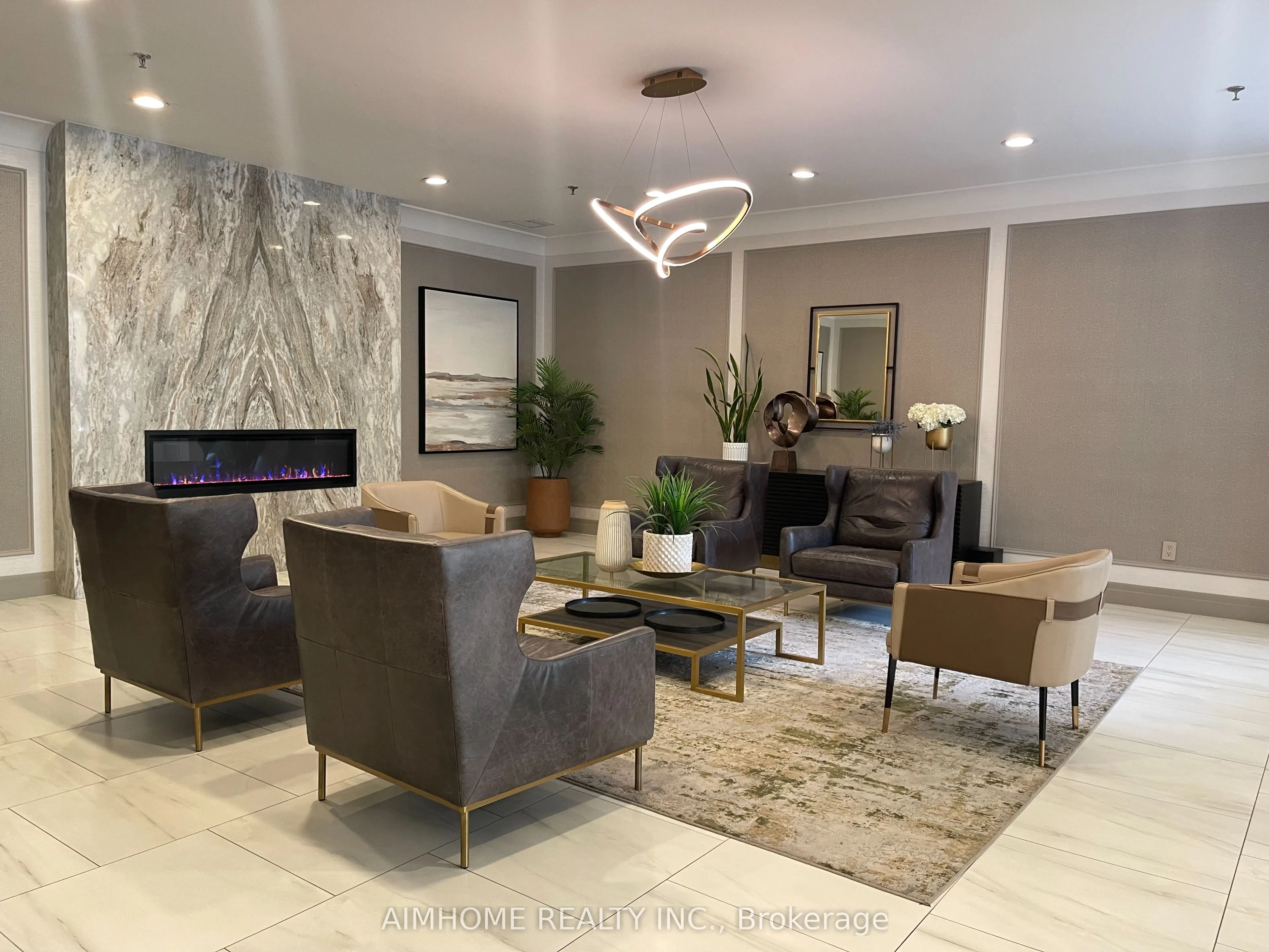 75 King Street E, #1104