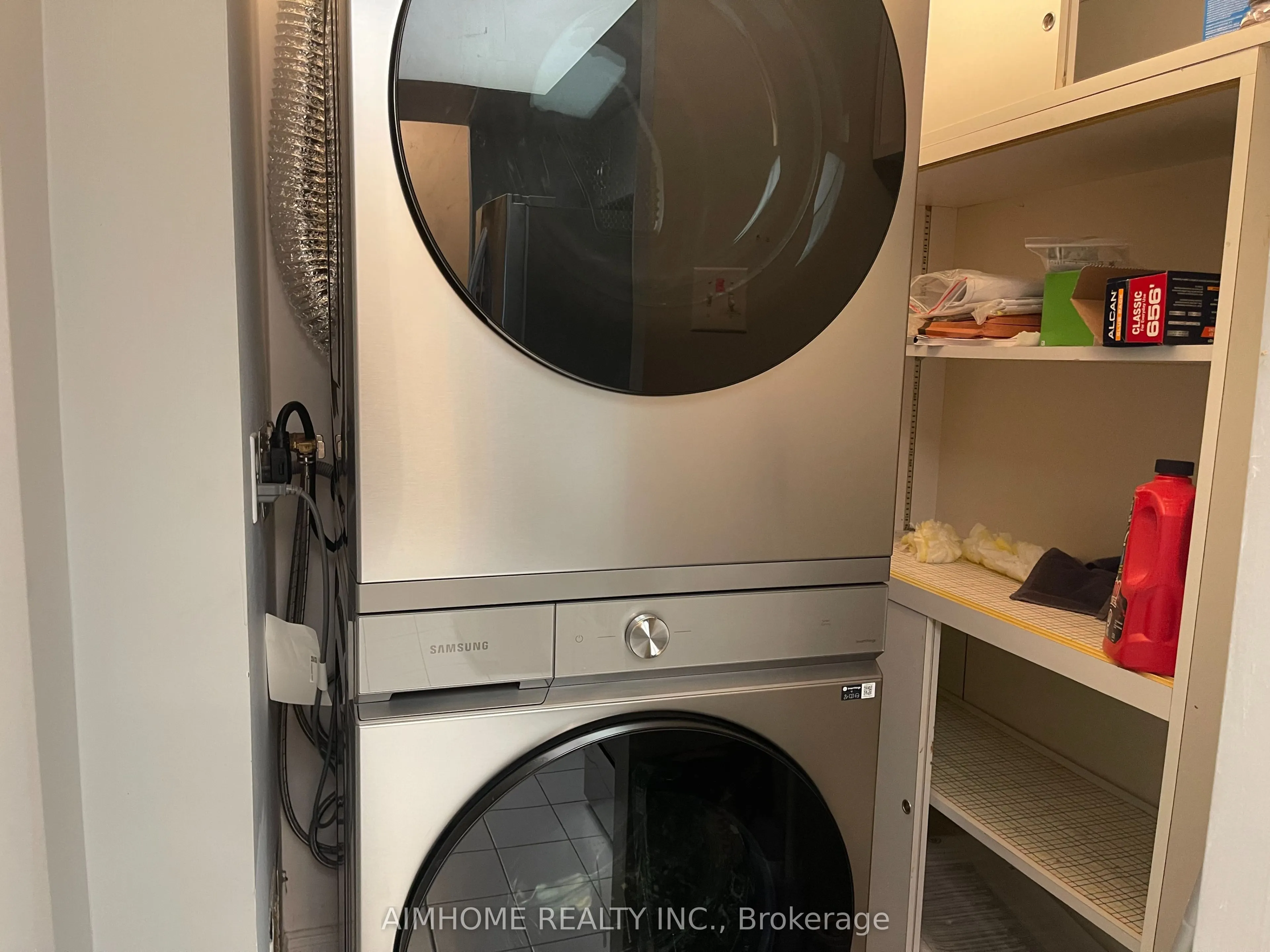 75 King Street E, #1104