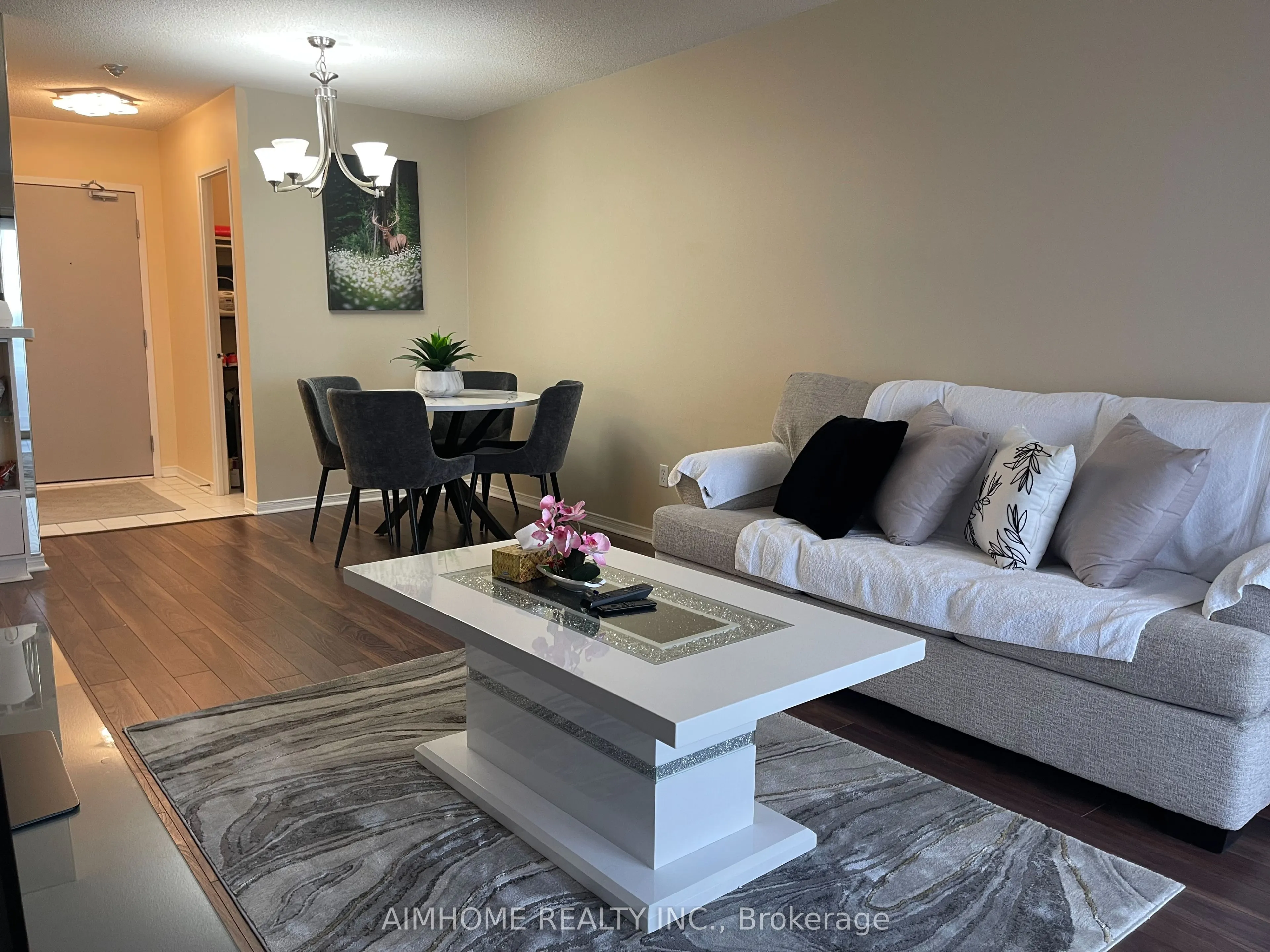 75 King Street E, #1104
