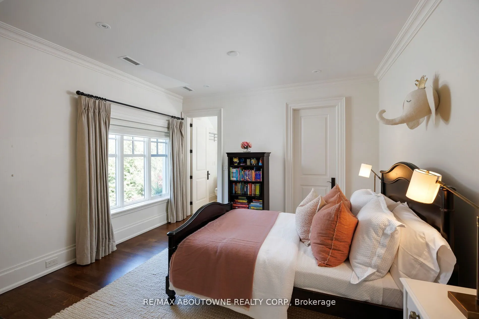 64 Brentwood Road