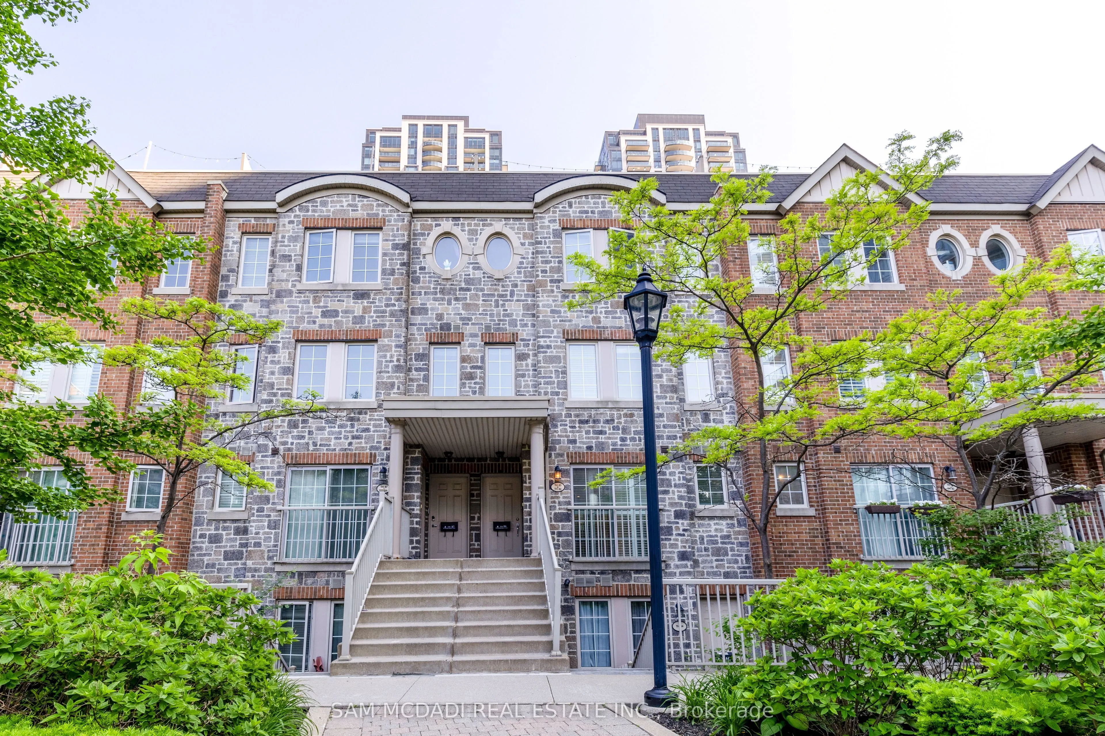 9 Windermere Avenue, #85