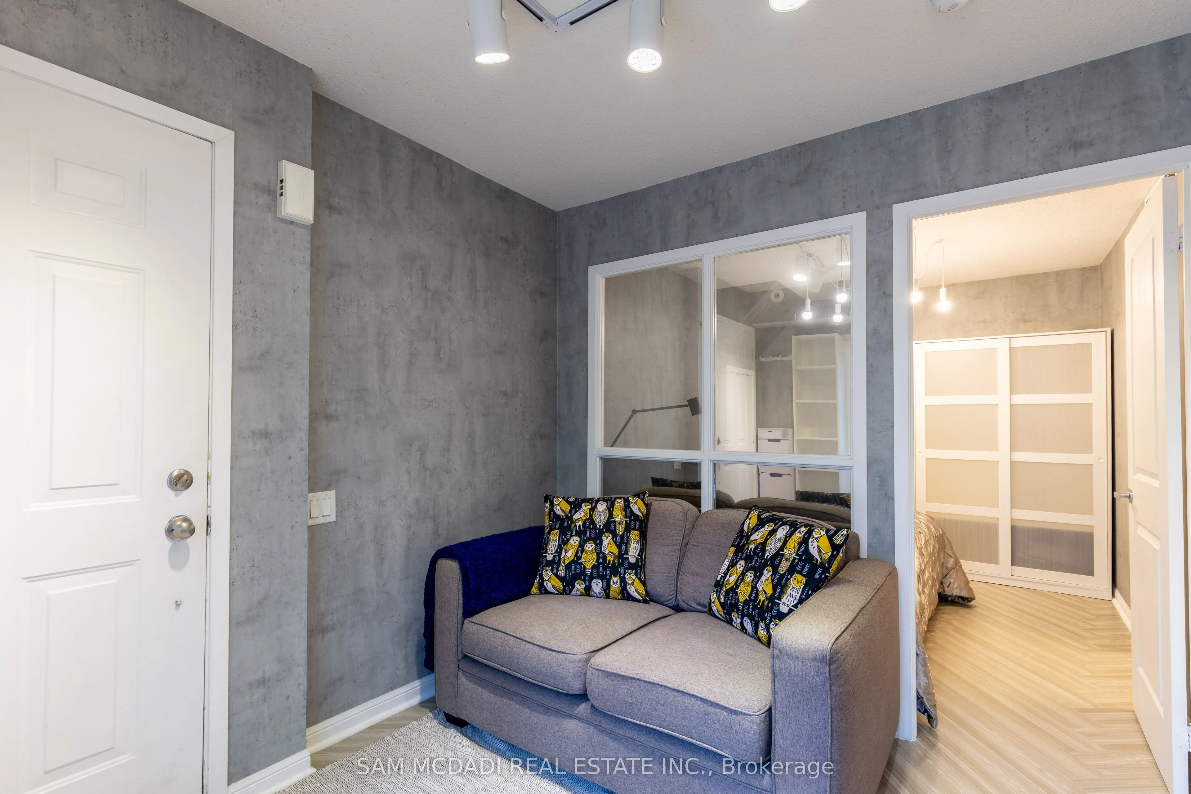 9 Windermere Avenue, #85