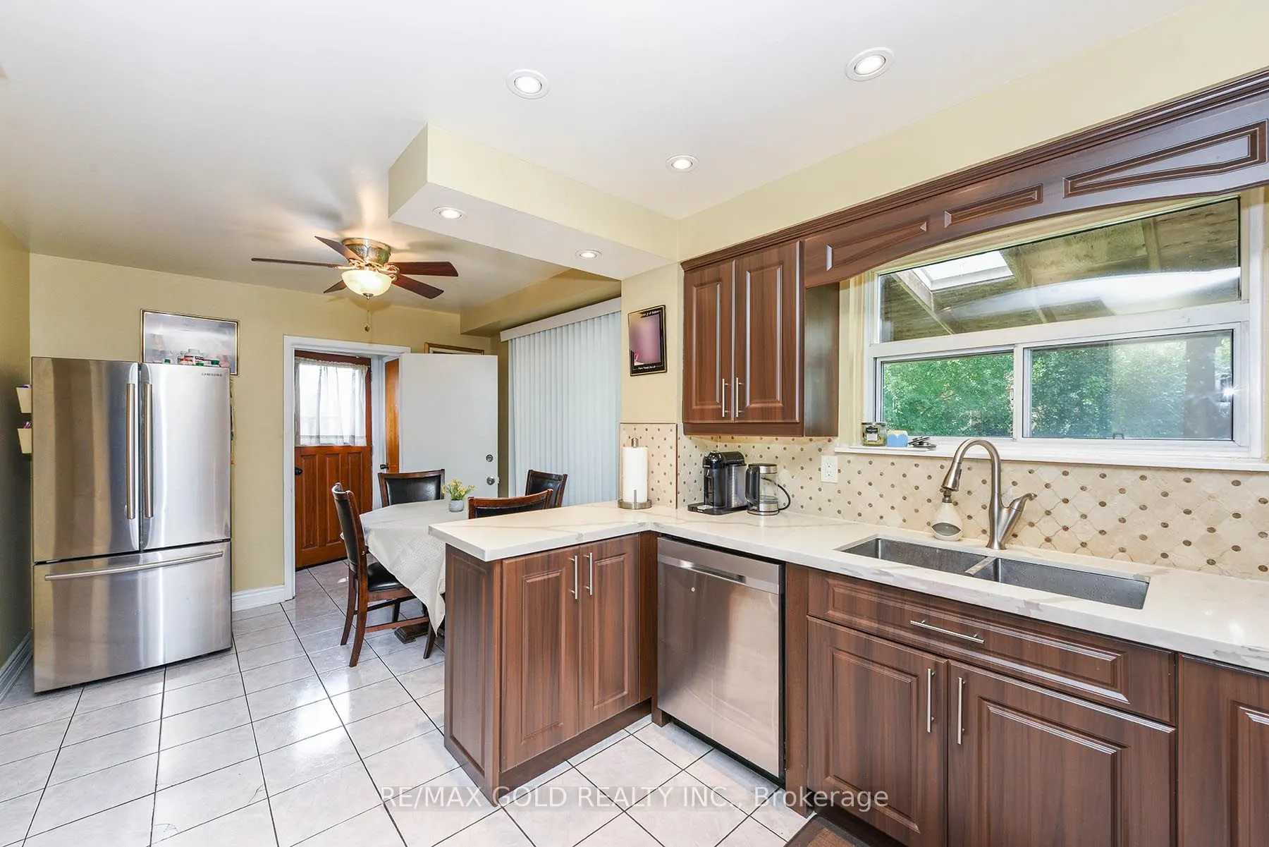 3507 Laddie Crescent