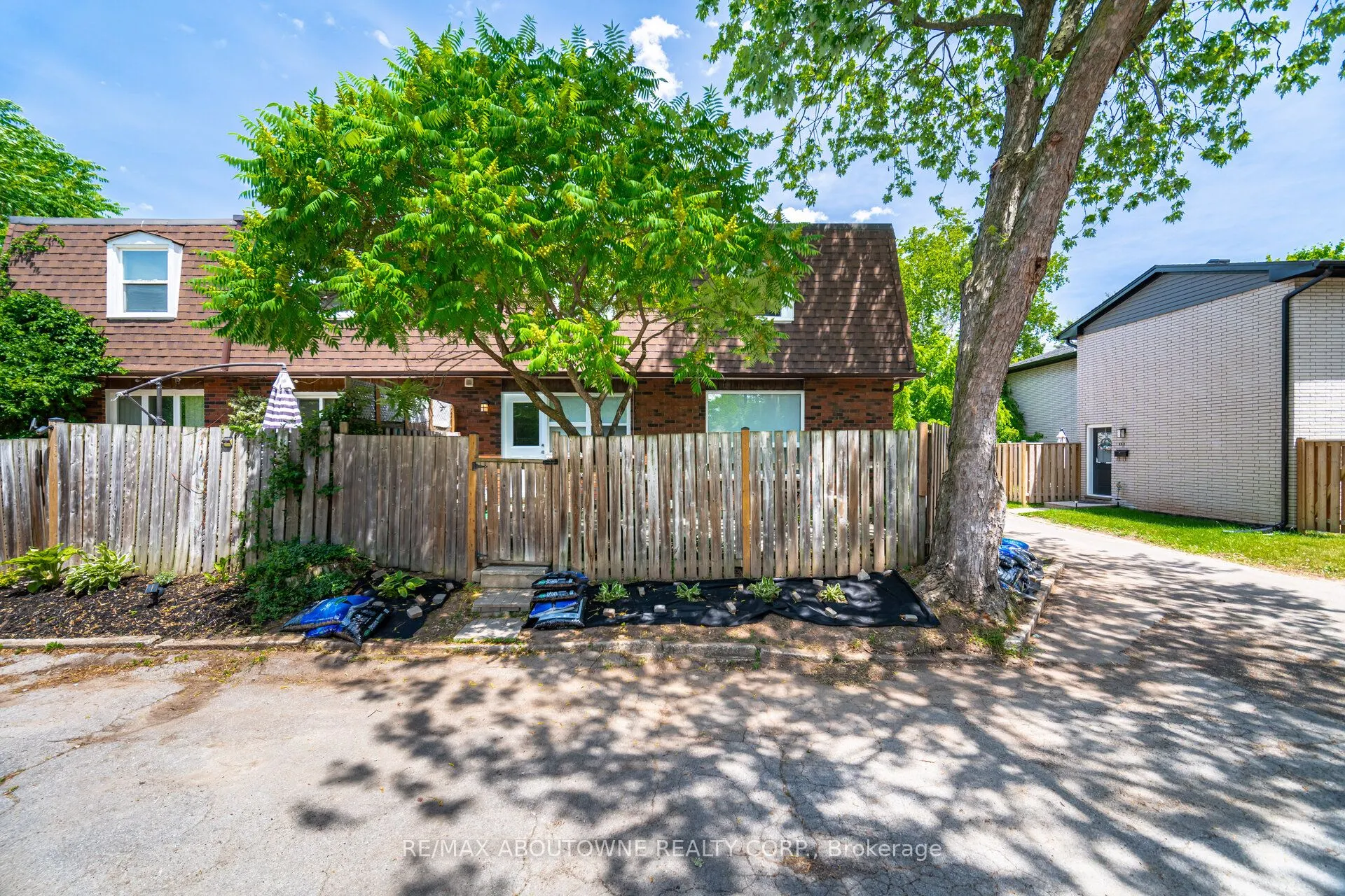 674 Francis Road