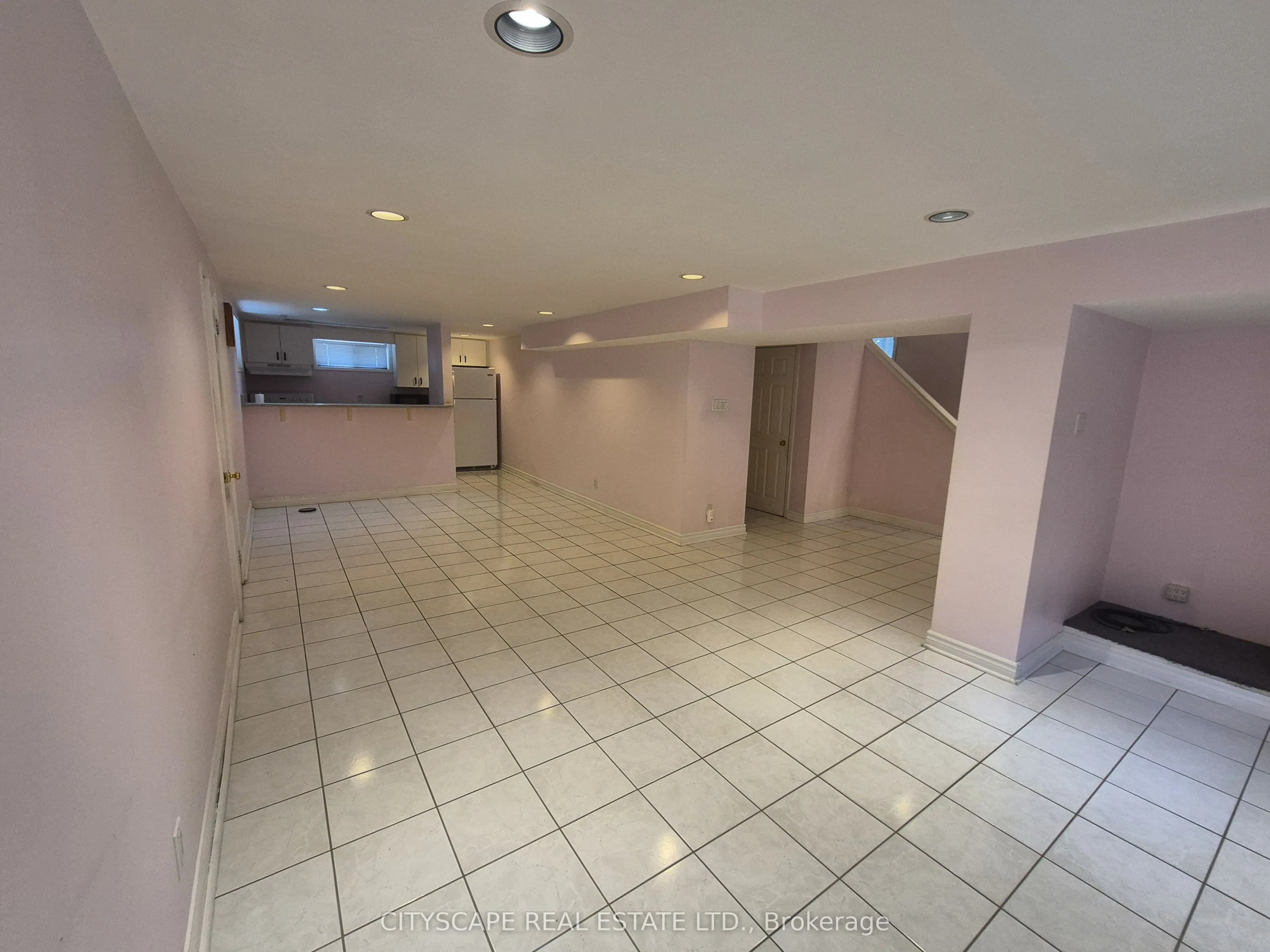 1 Letchworth Crescent