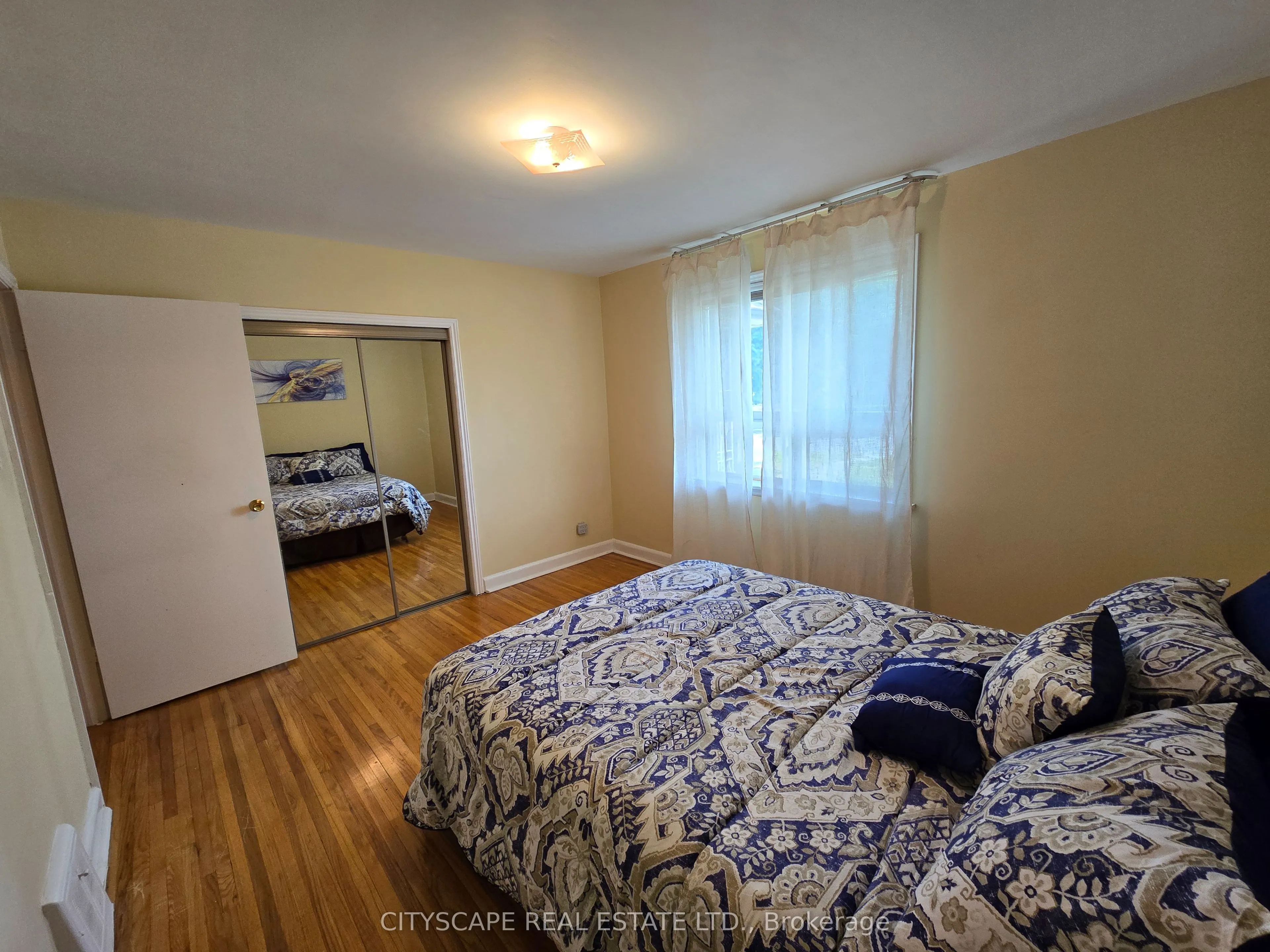 1 Letchworth Crescent