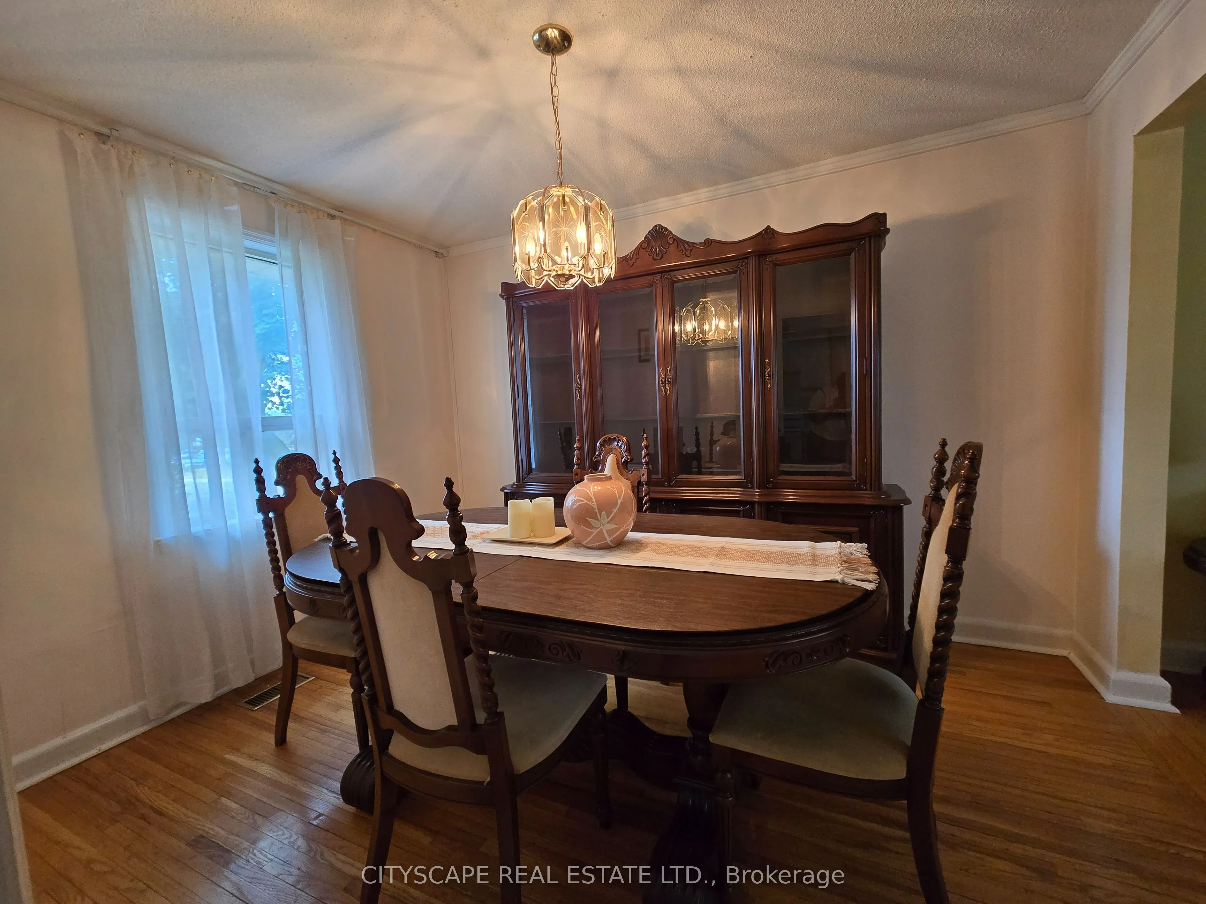 1 Letchworth Crescent