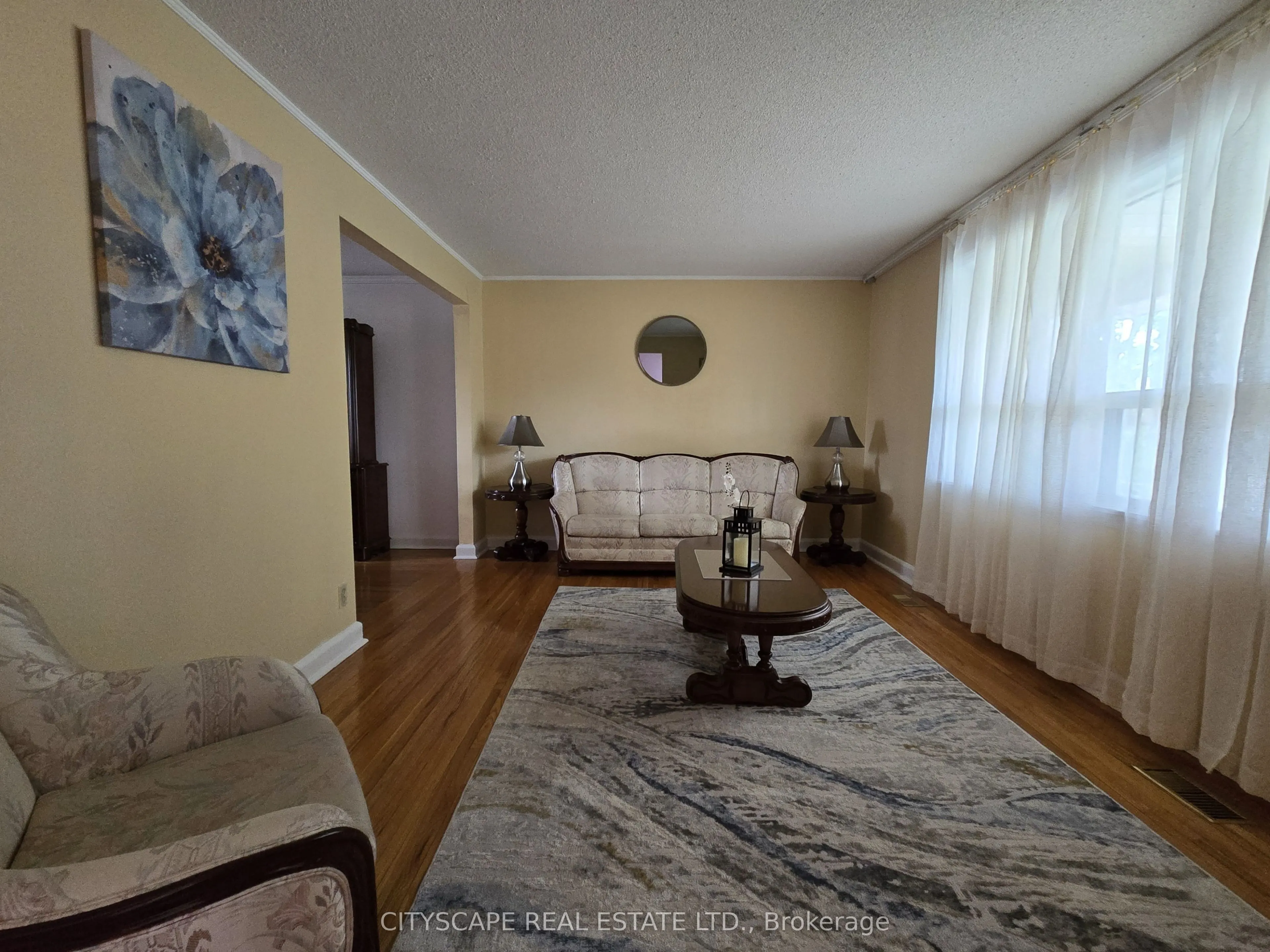 1 Letchworth Crescent