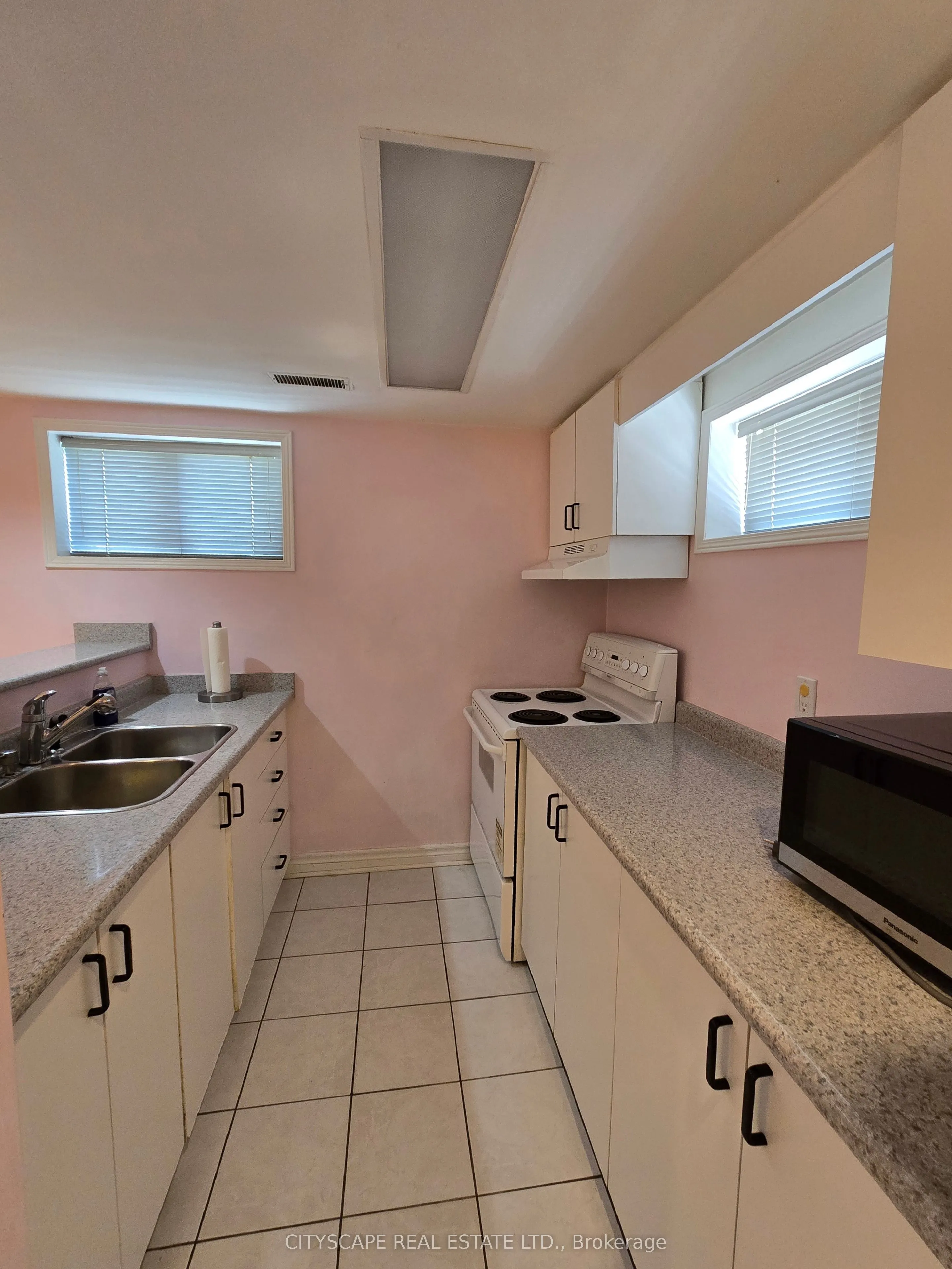 1 Letchworth Crescent