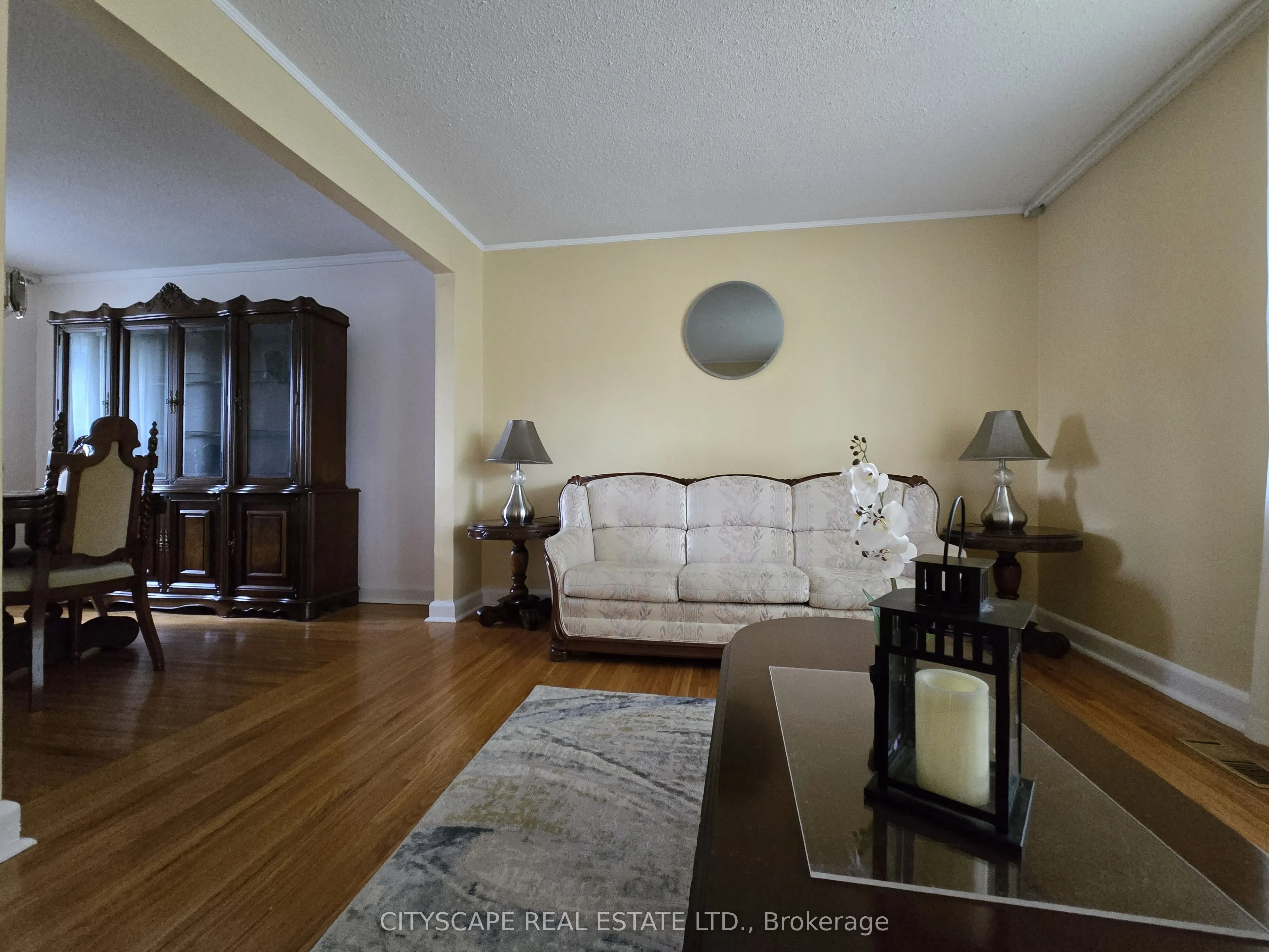 1 Letchworth Crescent
