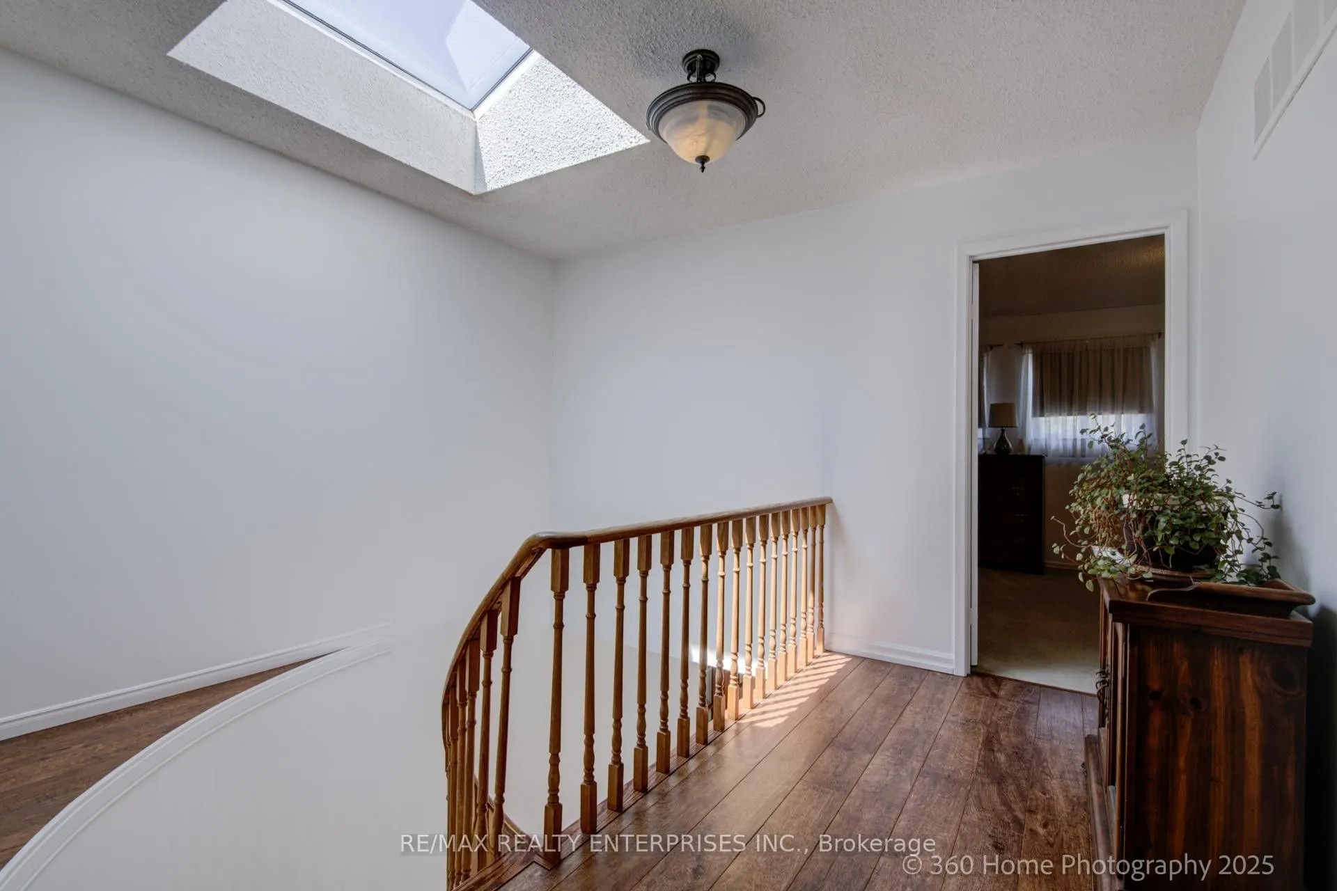 4425 Sawmill Valley Drive