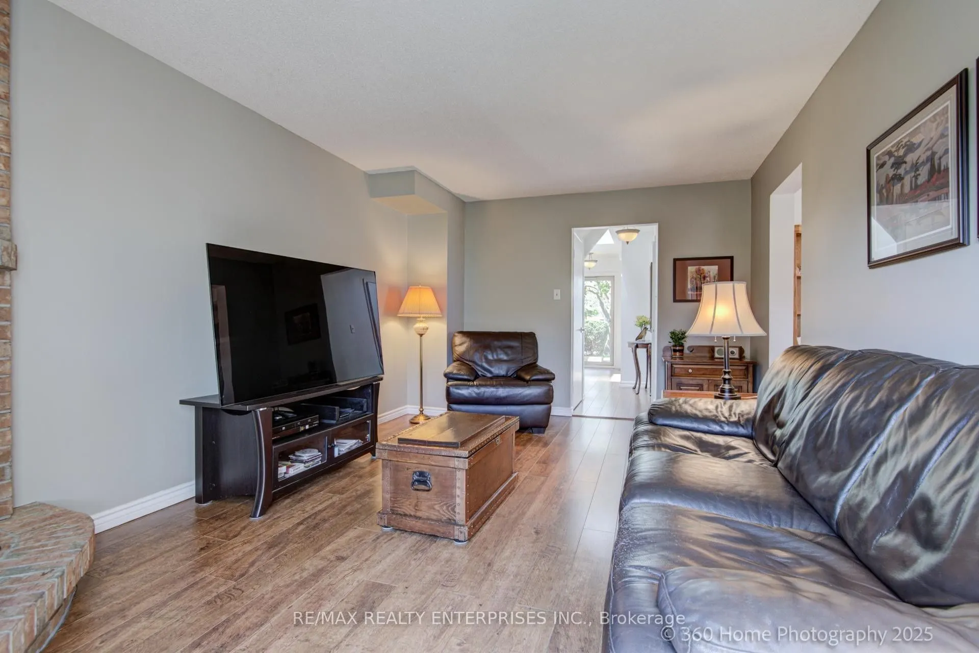 4425 Sawmill Valley Drive