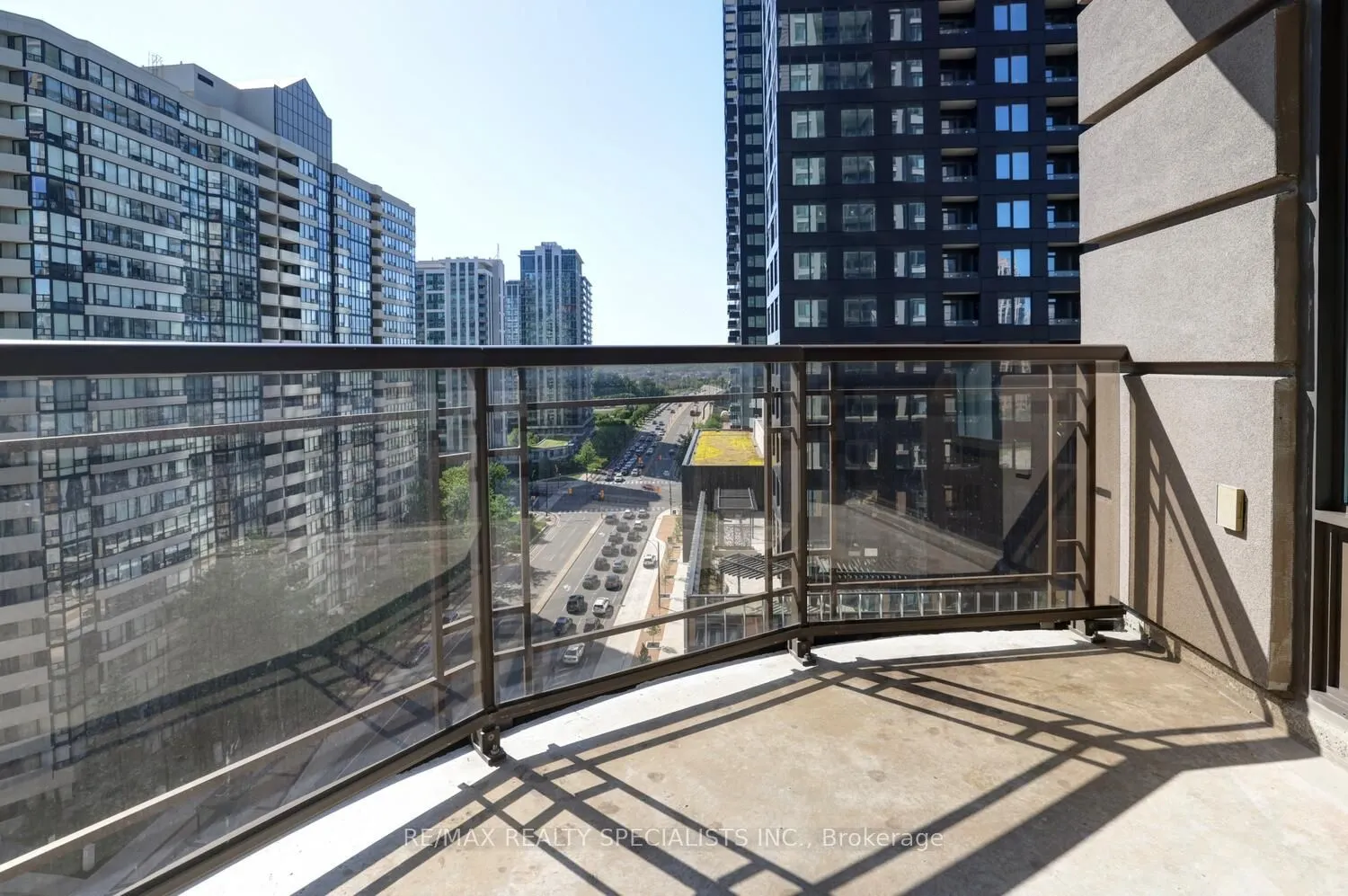 385 Prince Of Wales Drive, #1111