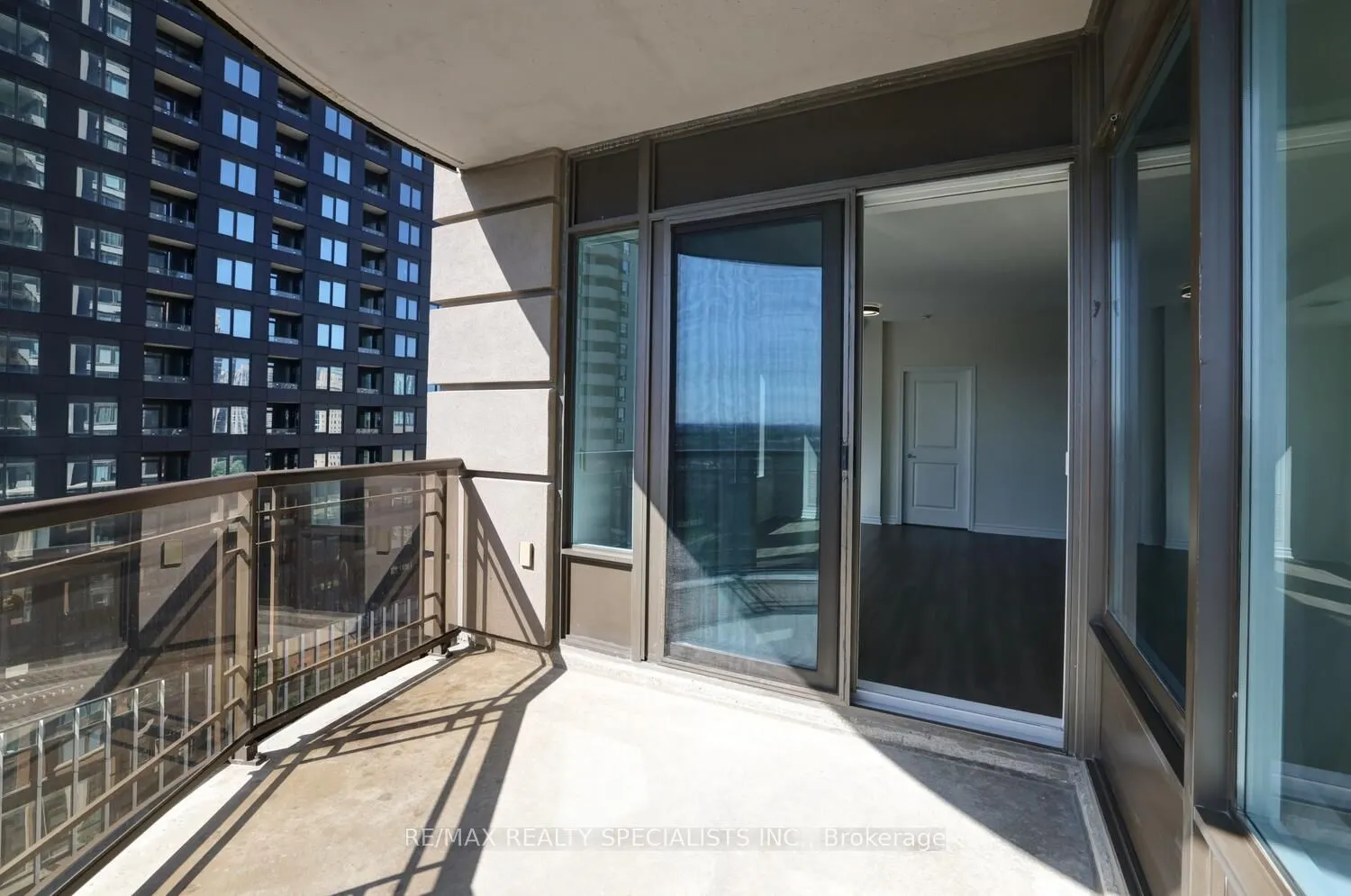 385 Prince Of Wales Drive, #1111