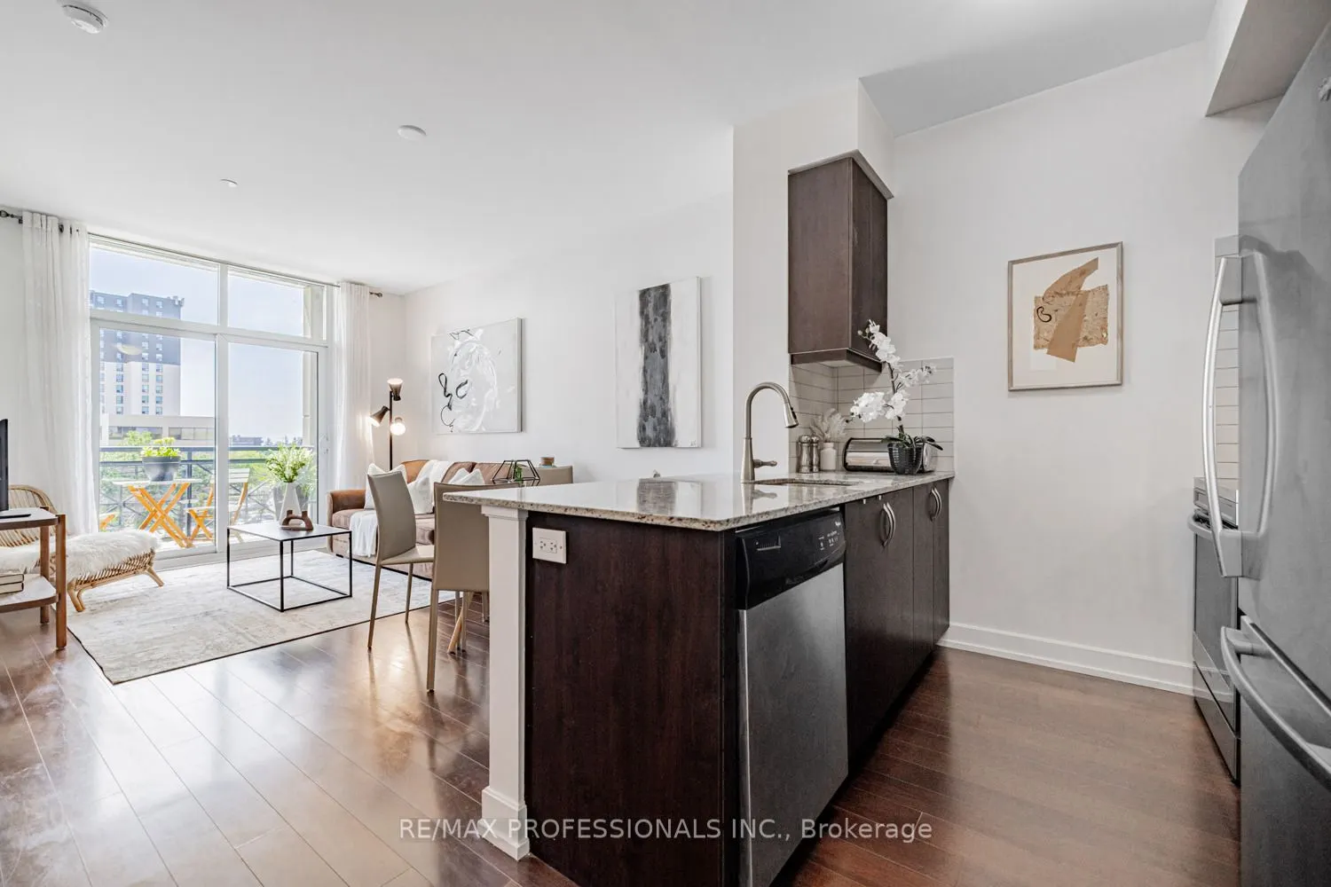 6 Eva Road, #205