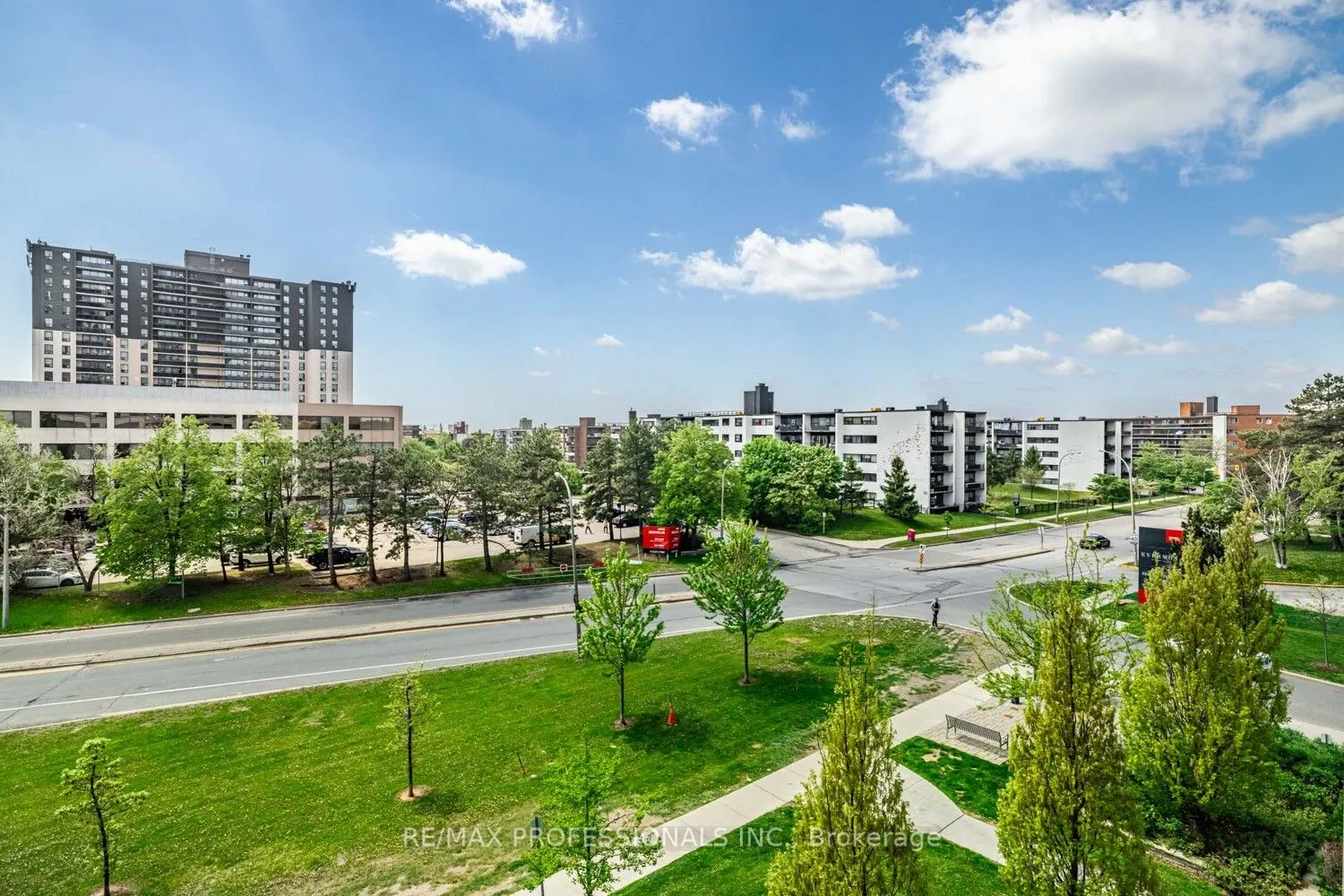 6 Eva Road, #205