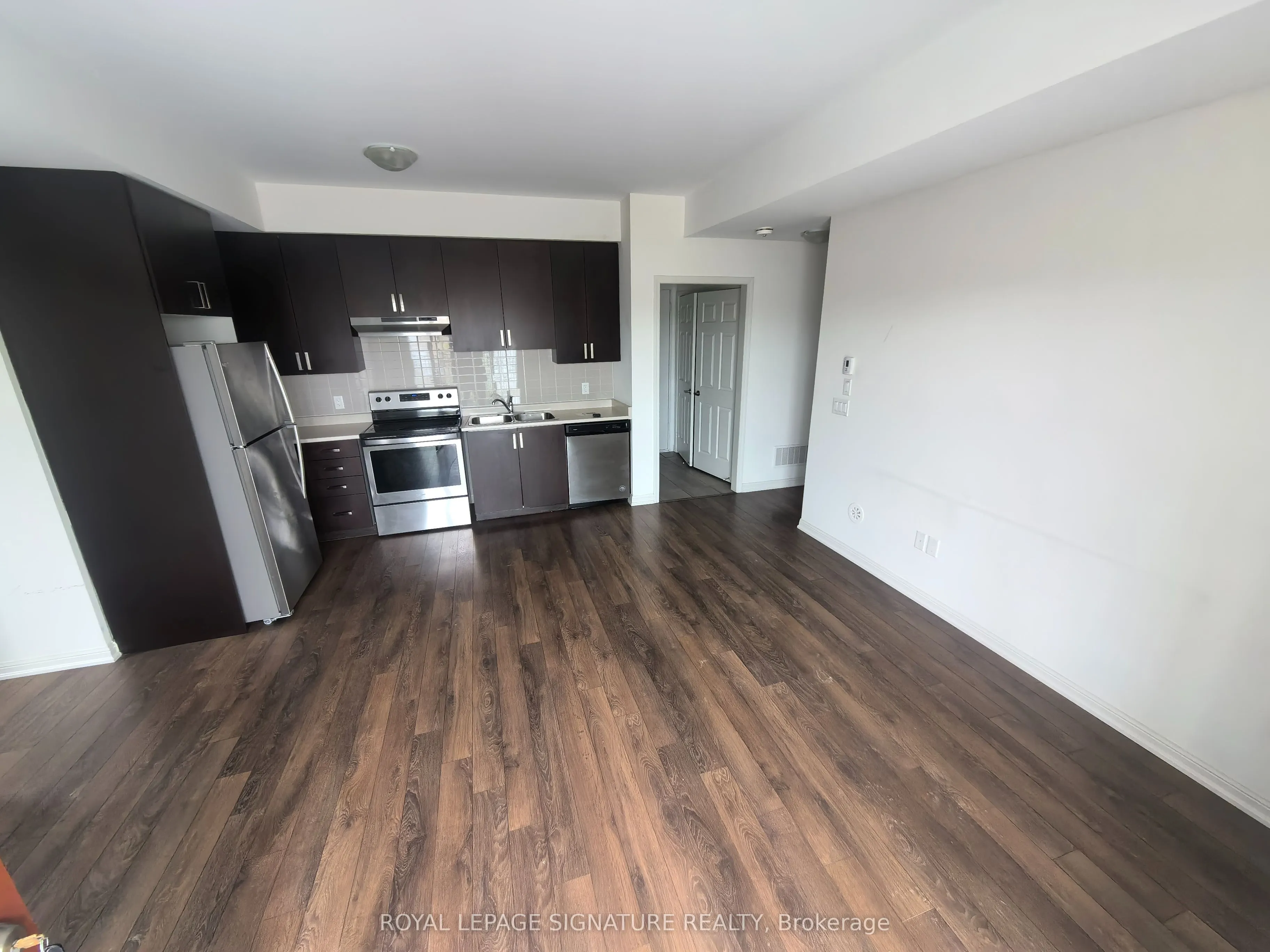1 Beckenrose Court, #68