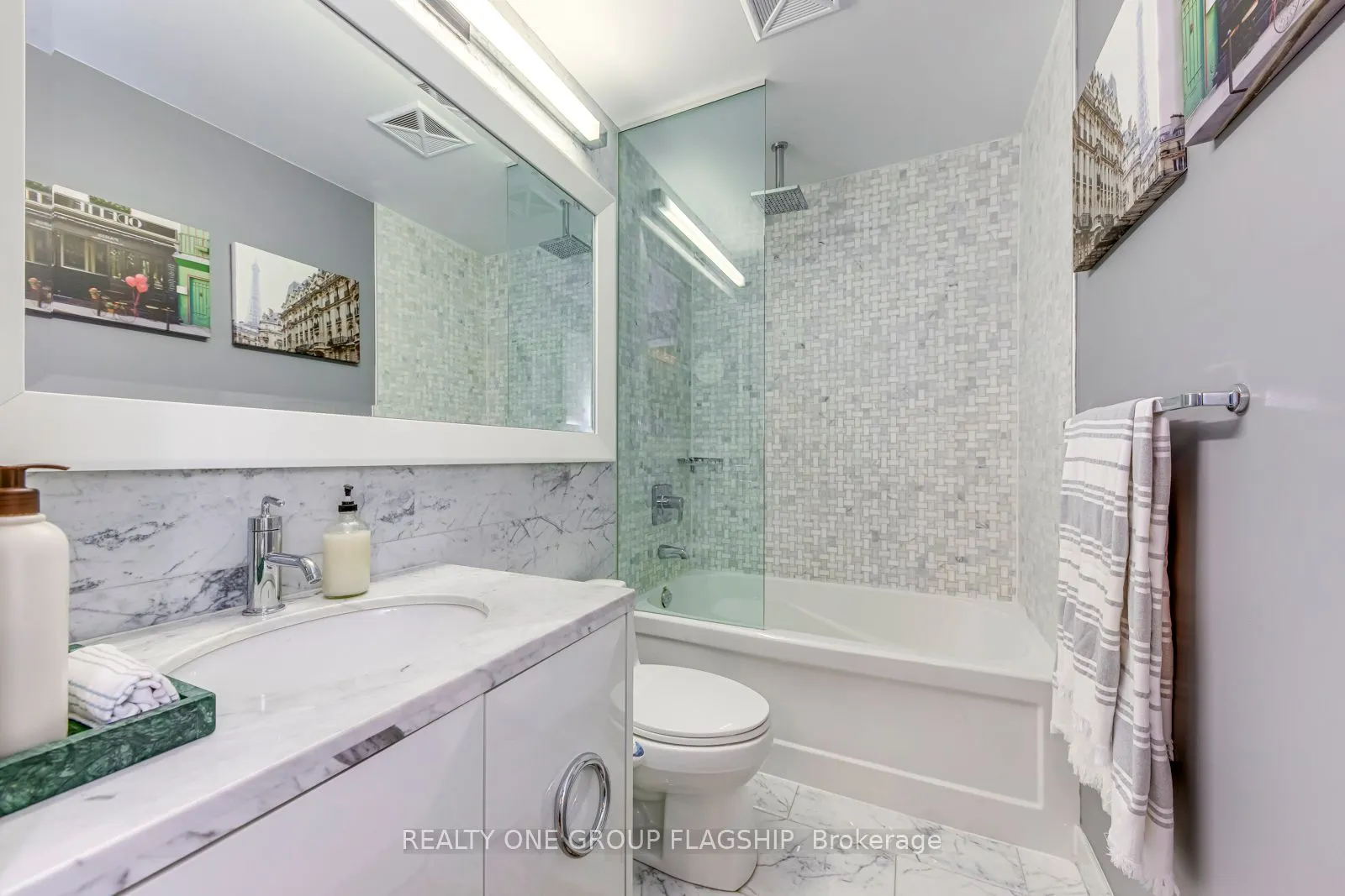 88 Park Lawn Road, #1105