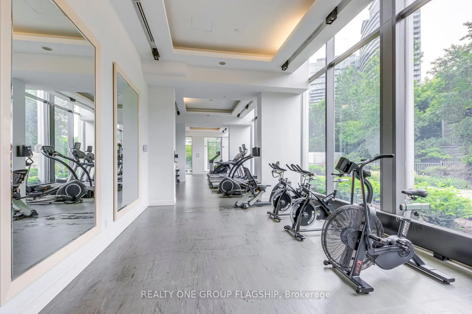 88 Park Lawn Road, #1105