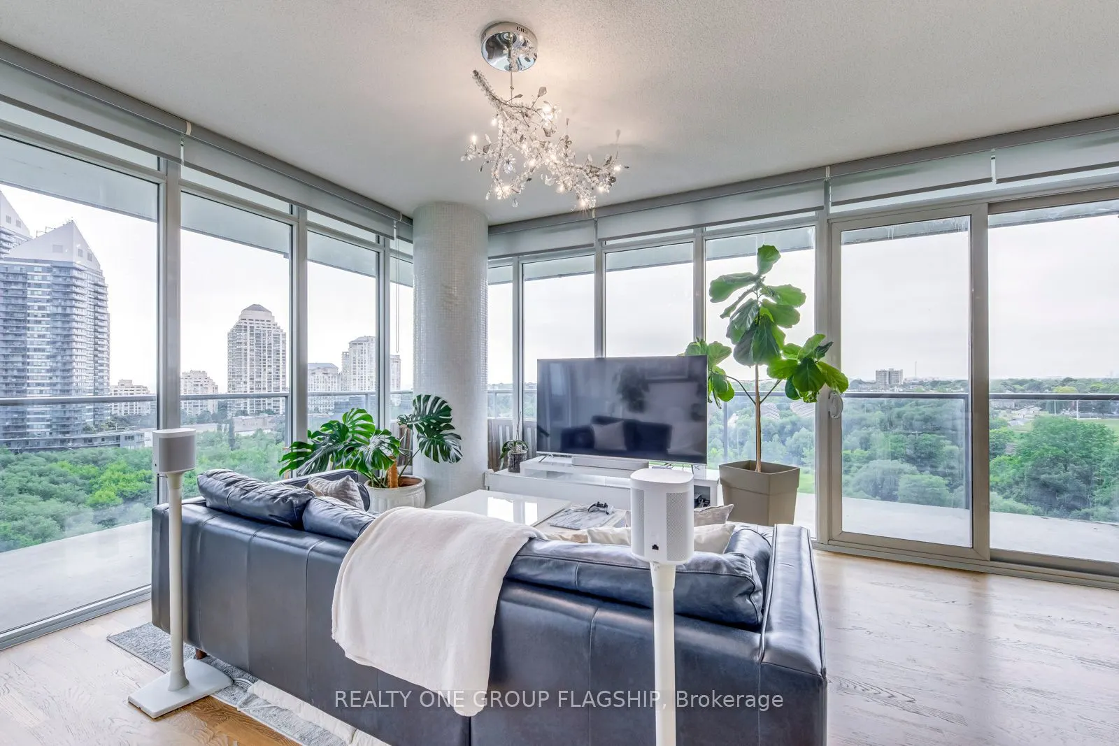 88 Park Lawn Road, #1105