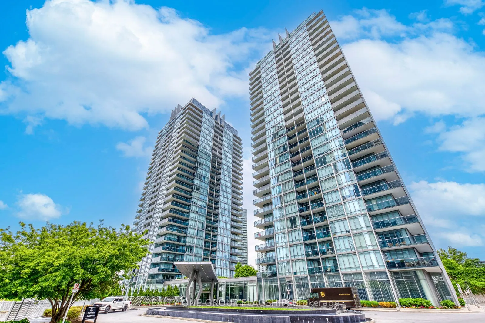 88 Park Lawn Road, #1105