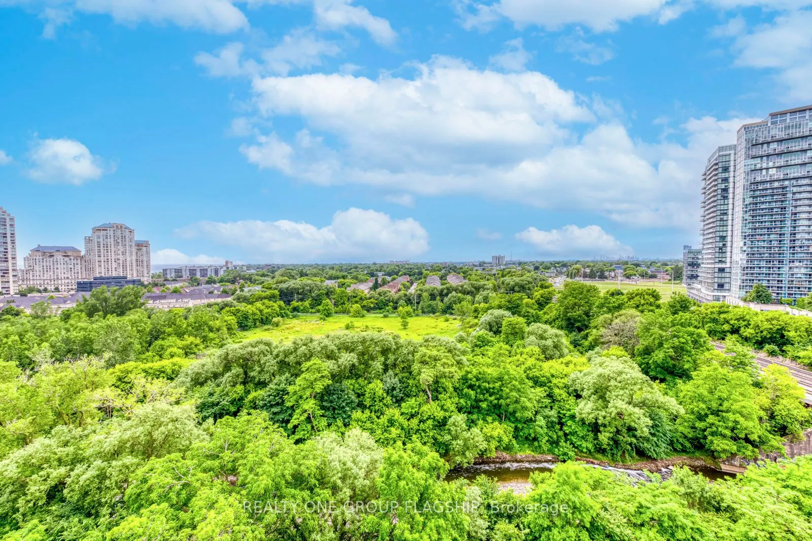 88 Park Lawn Road, #1105