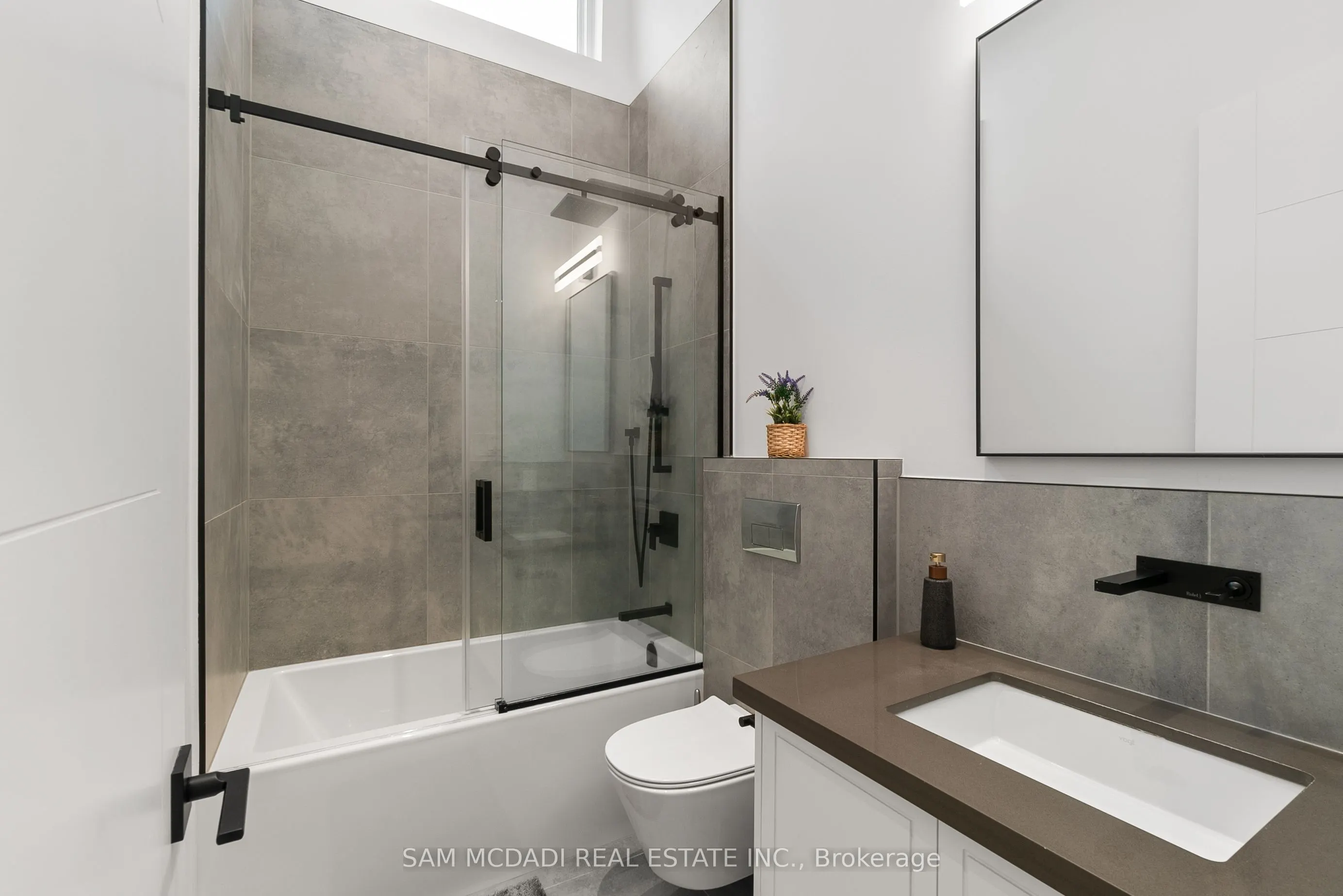 46 Cobblehill Road